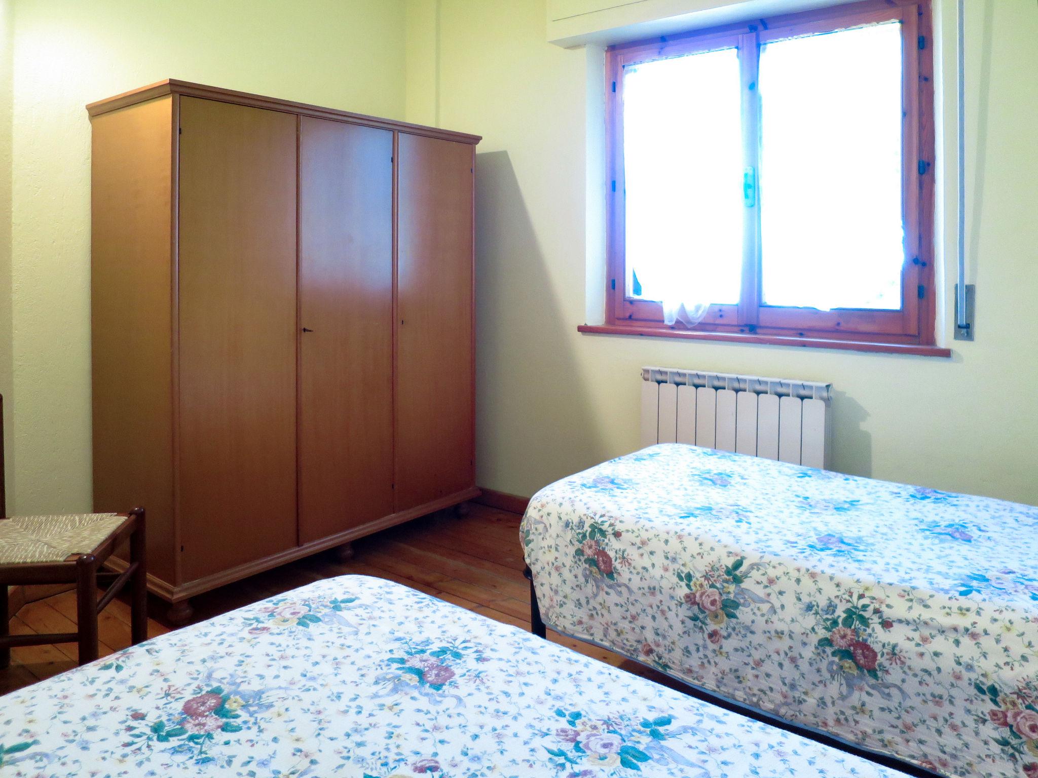 Photo 12 - 2 bedroom Apartment in Paciano with swimming pool and garden