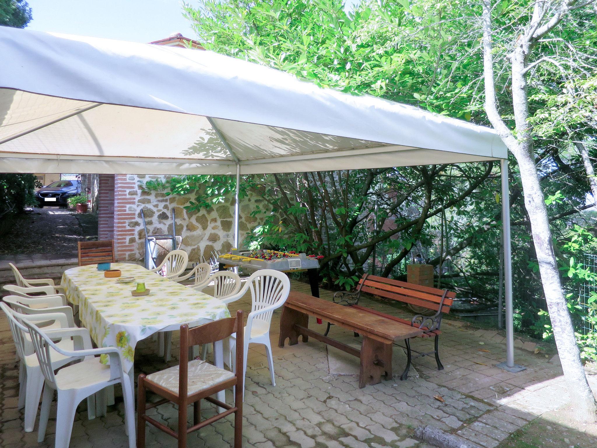 Foto 6 - Appartamento con 2 camere da letto a Paciano con piscina e vista sulle montagne