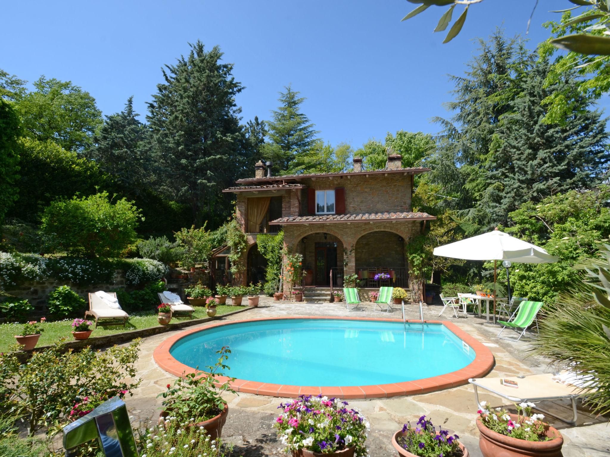 Photo 1 - Maison de 3 chambres à Piegaro avec piscine privée et jardin