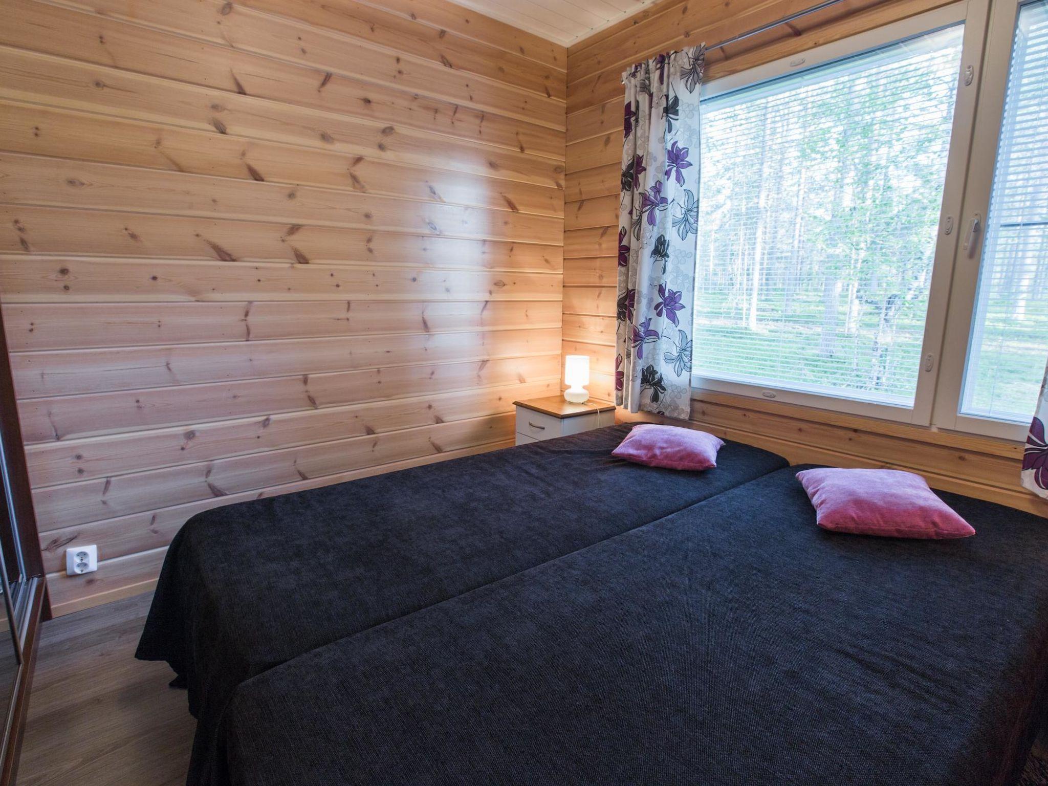 Foto 20 - Casa de 2 habitaciones en Kolari con sauna y vistas a la montaña