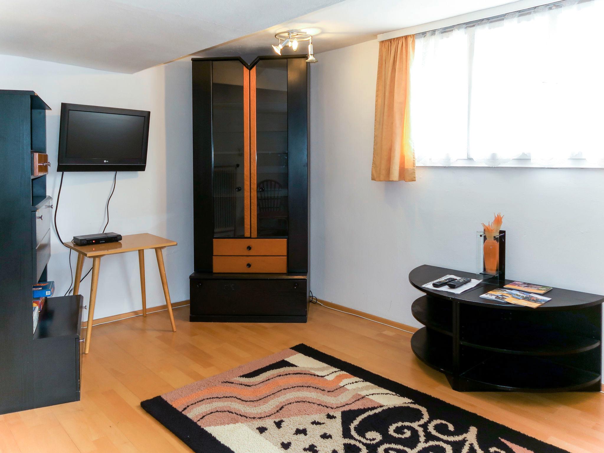 Foto 7 - Apartamento de 3 quartos em Grins com jardim