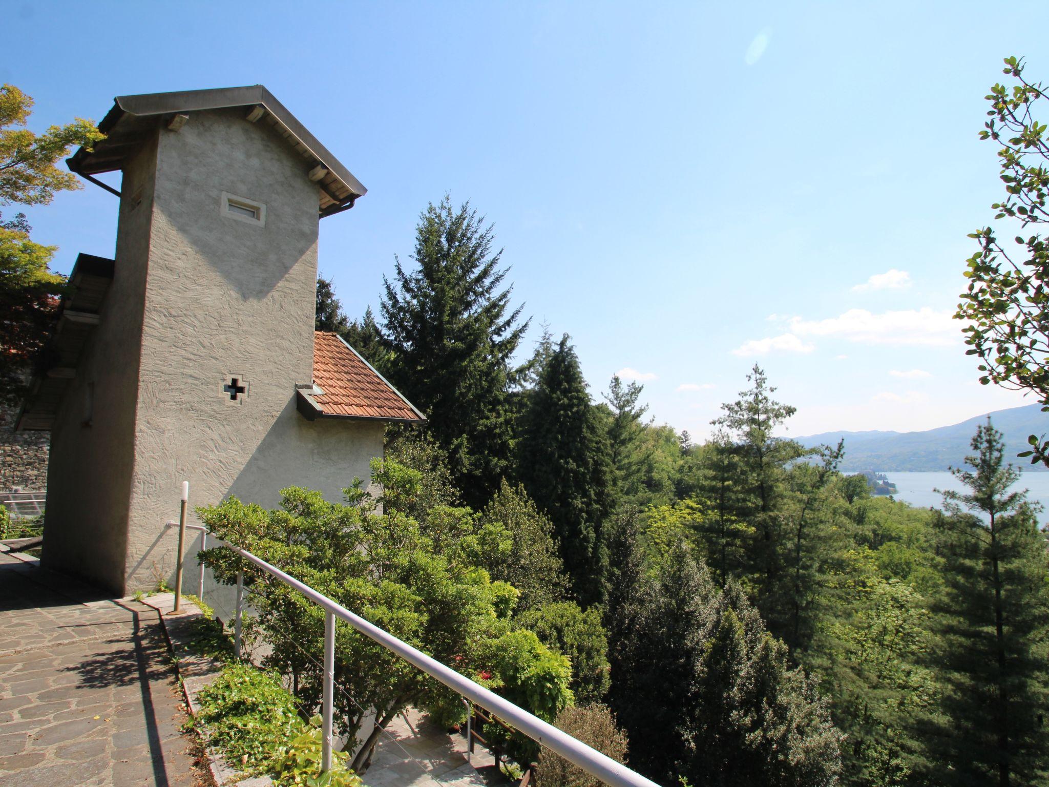 Foto 5 - Casa de 2 quartos em Pettenasco com jardim e vista para a montanha