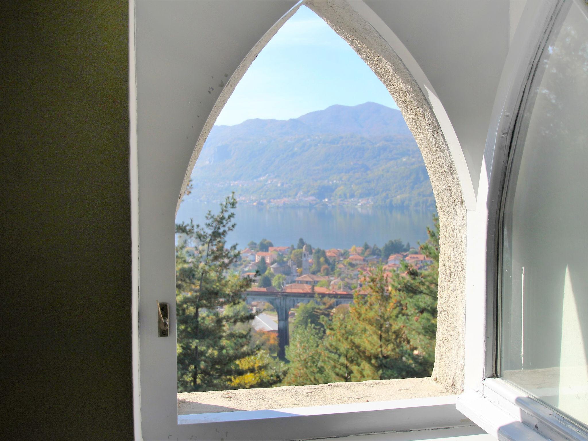 Photo 26 - Maison de 2 chambres à Pettenasco avec jardin et vues sur la montagne