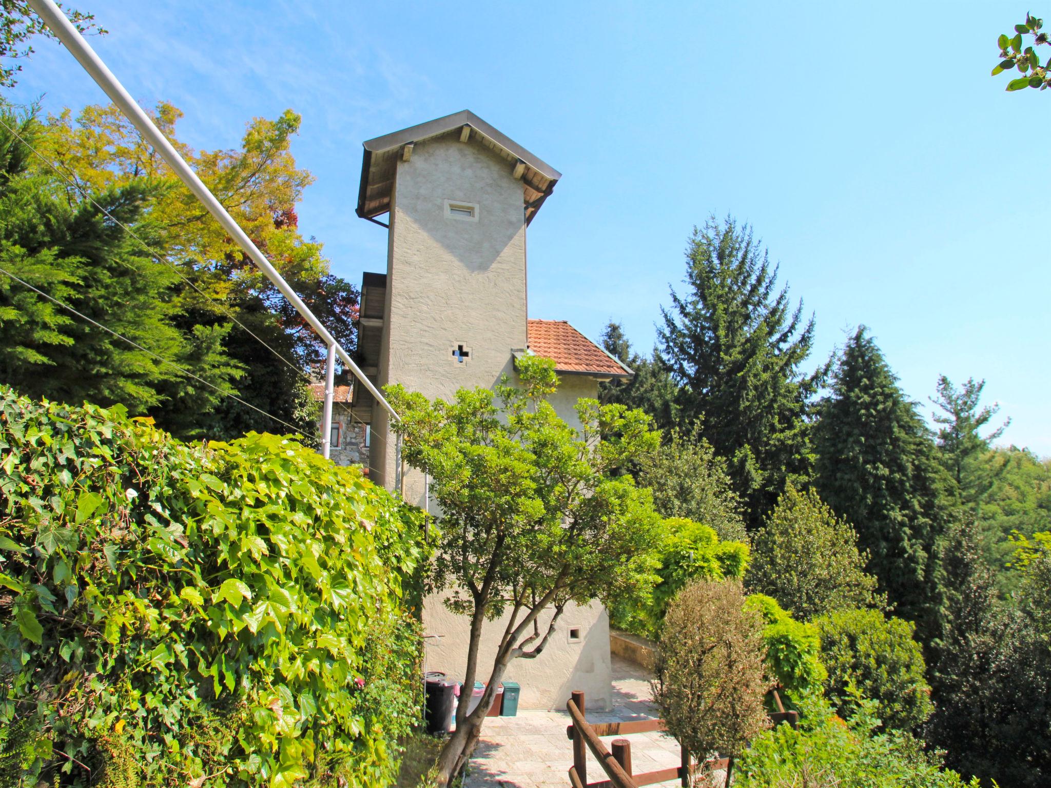 Photo 24 - Maison de 2 chambres à Pettenasco avec jardin et vues sur la montagne