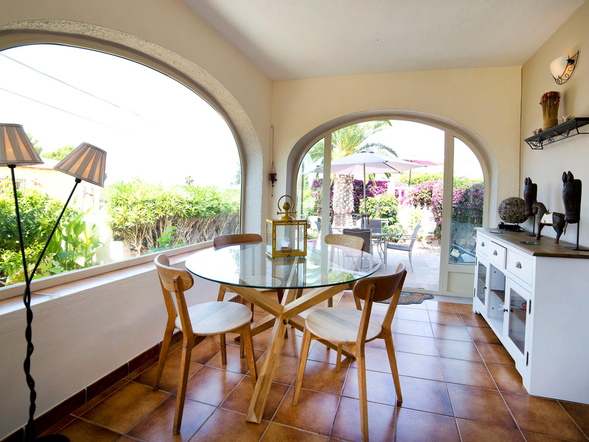 Foto 22 - Casa de 6 quartos em Calp com piscina privada e terraço