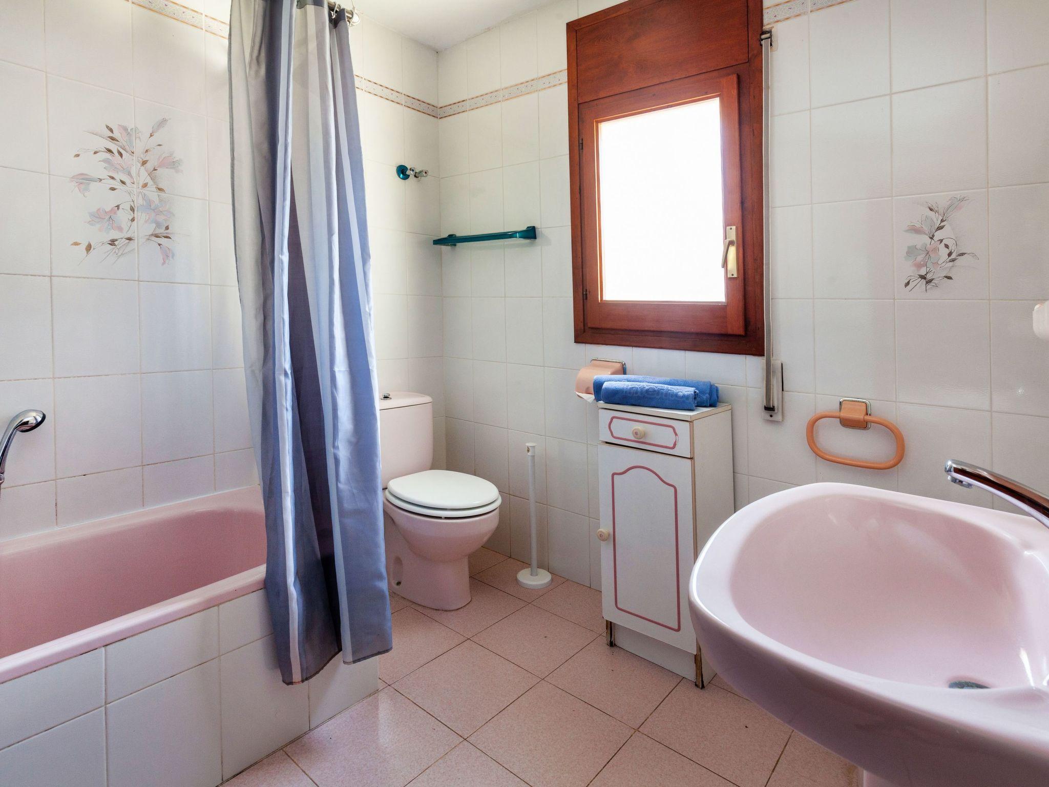 Photo 11 - 3 bedroom House in l'Ametlla de Mar with private pool and sea view