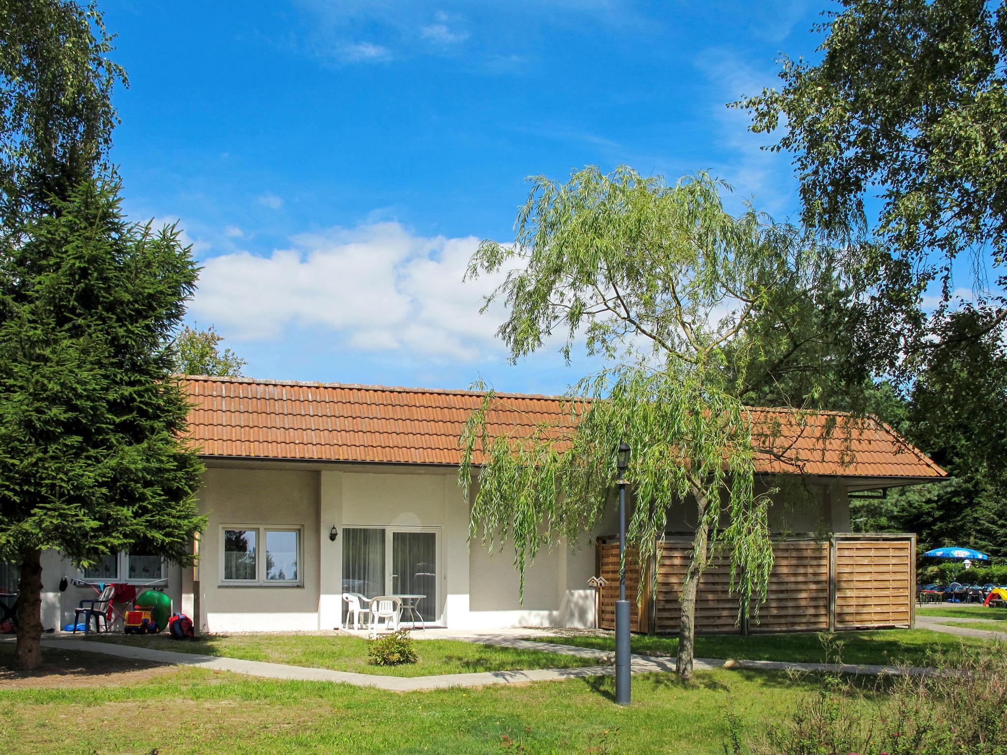 Photo 1 - Maison de 1 chambre à Fünfseen avec jardin et terrasse