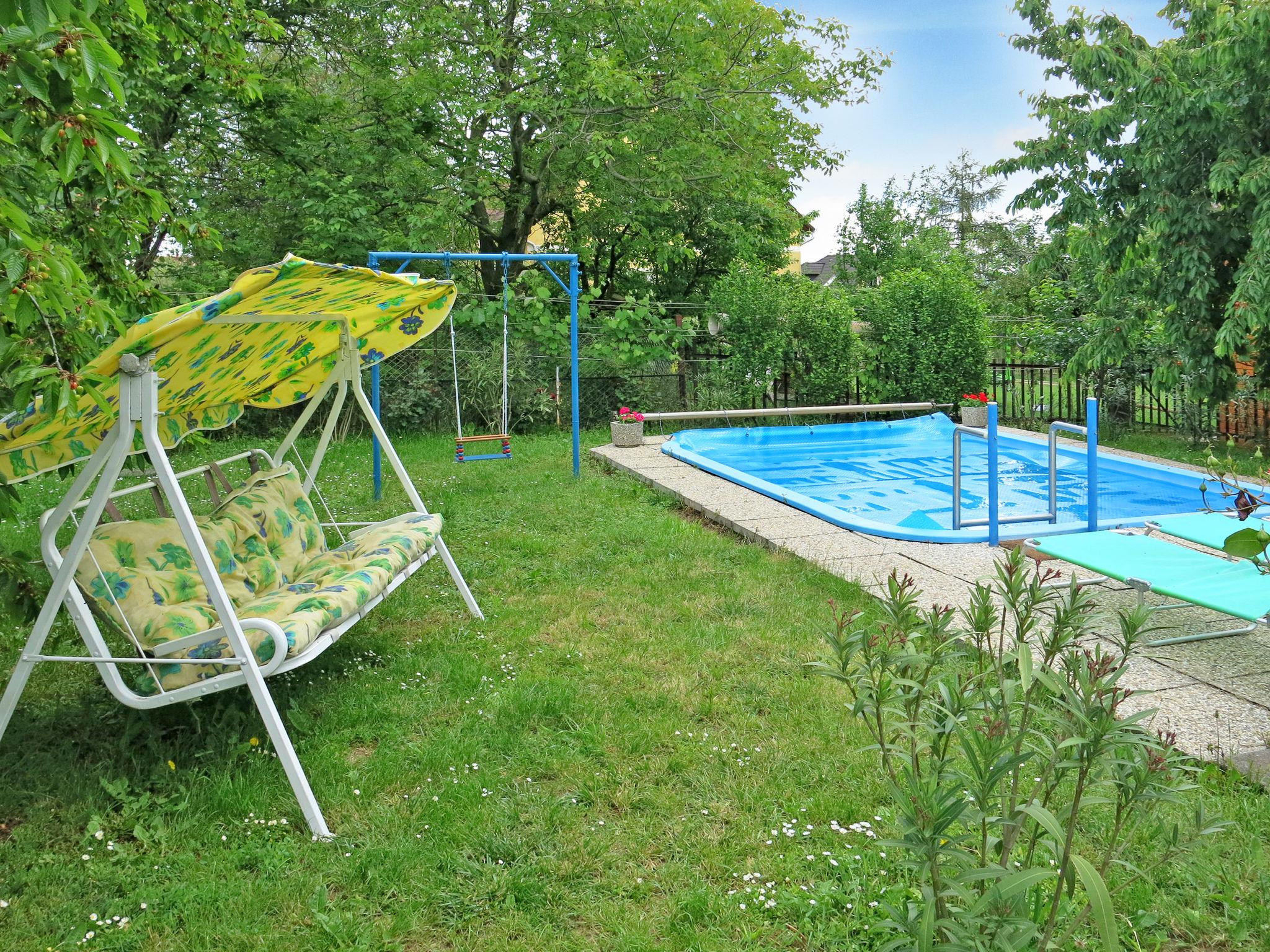 Foto 14 - Casa con 3 camere da letto a Balatonalmádi con piscina privata e vista sulle montagne