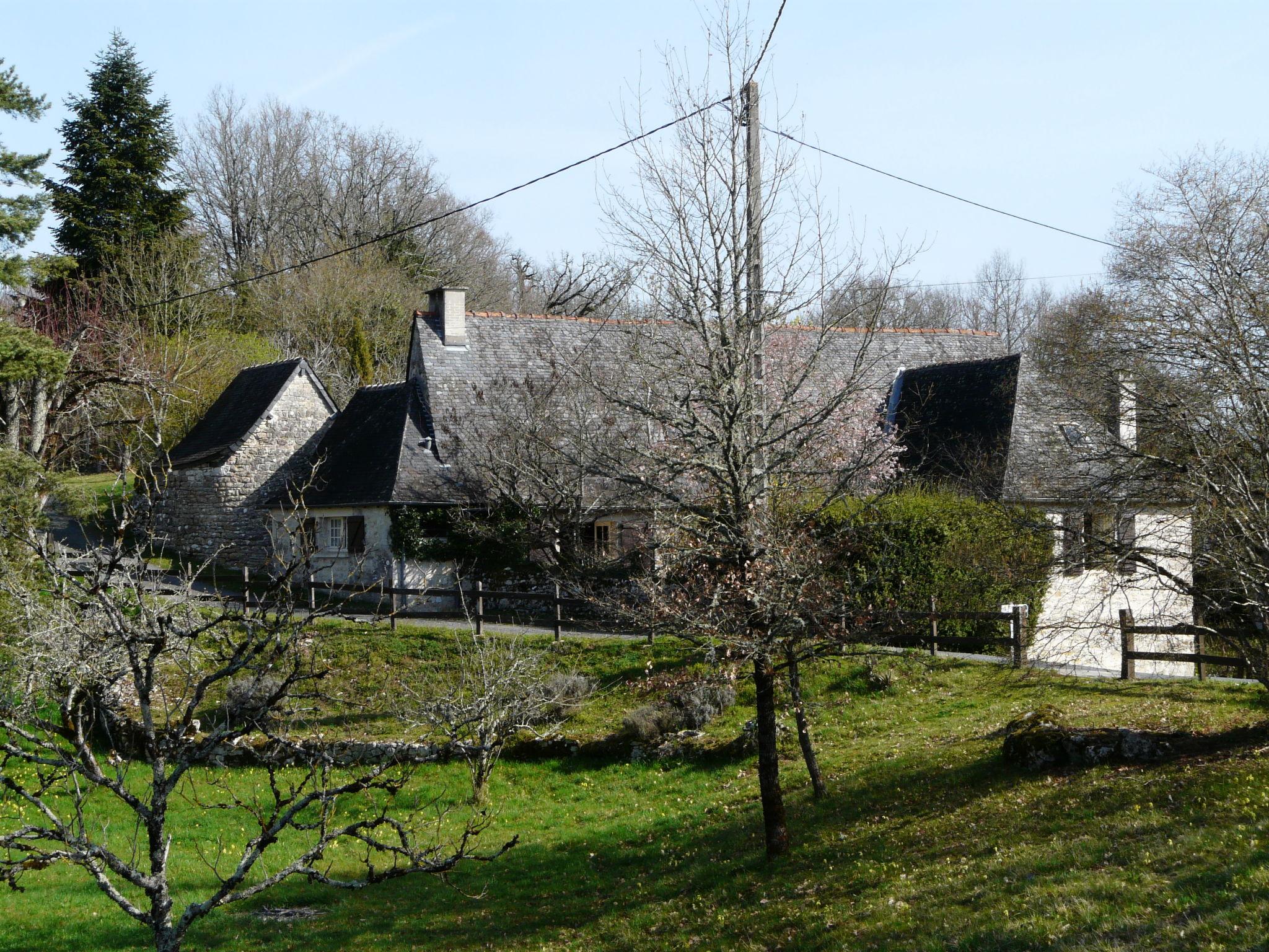 Photo 20 - 2 bedroom House in Turenne with terrace