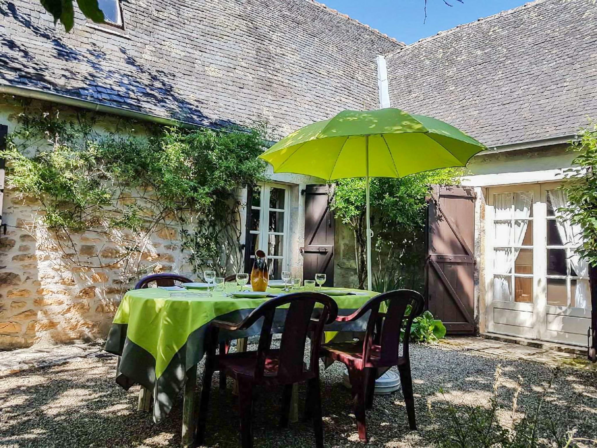 Foto 1 - Haus mit 2 Schlafzimmern in Turenne mit terrasse