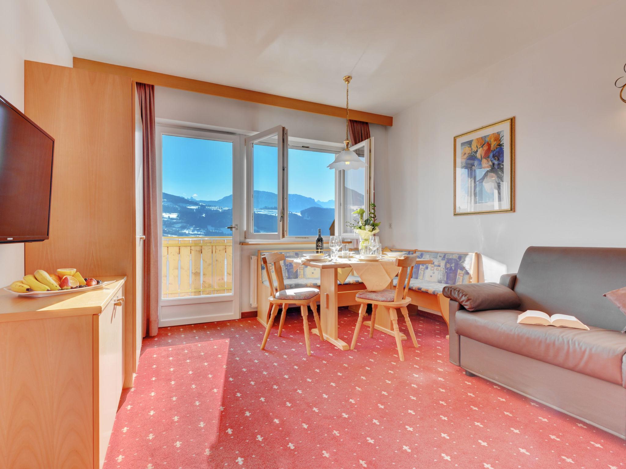 Foto 10 - Appartamento con 1 camera da letto a Villanders con piscina e vista sulle montagne