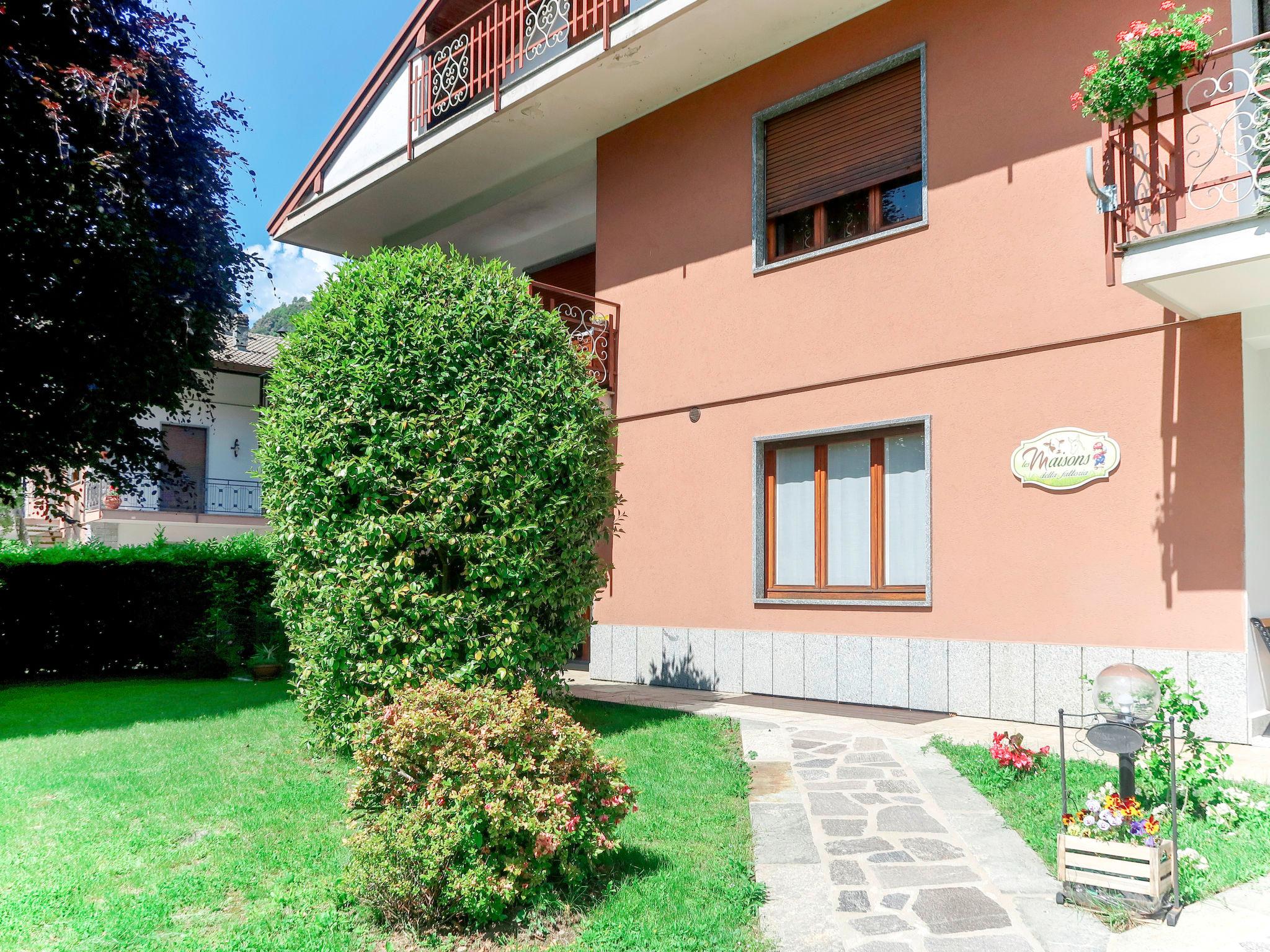 Foto 2 - Apartamento en Omegna con jardín y vistas a la montaña