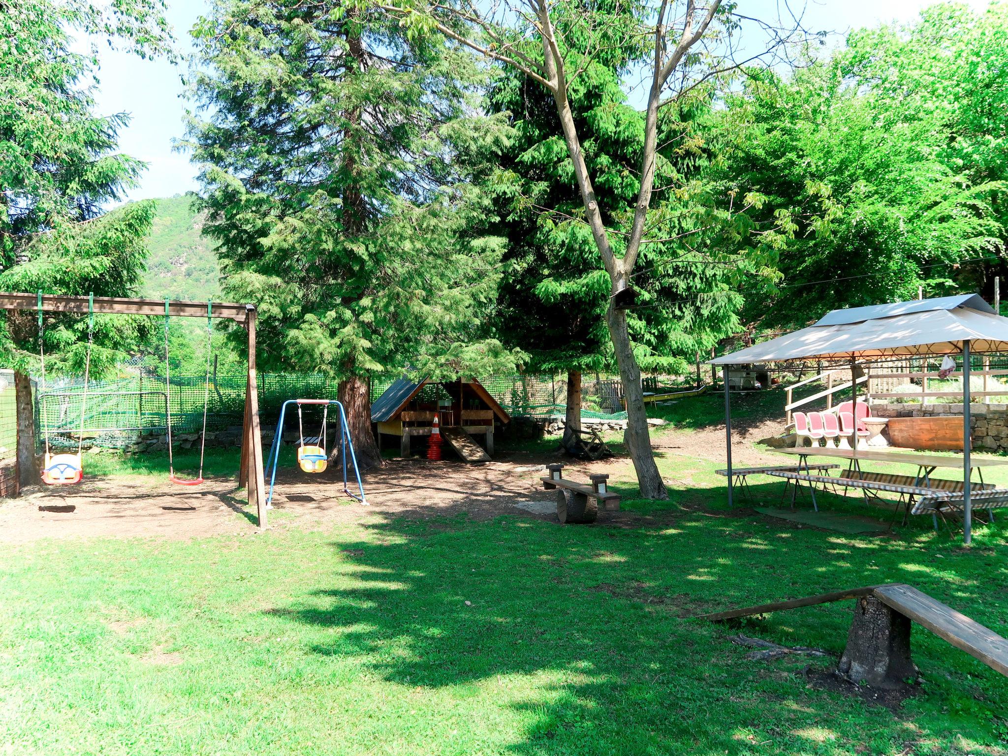 Photo 15 - Appartement en Omegna avec jardin et vues sur la montagne