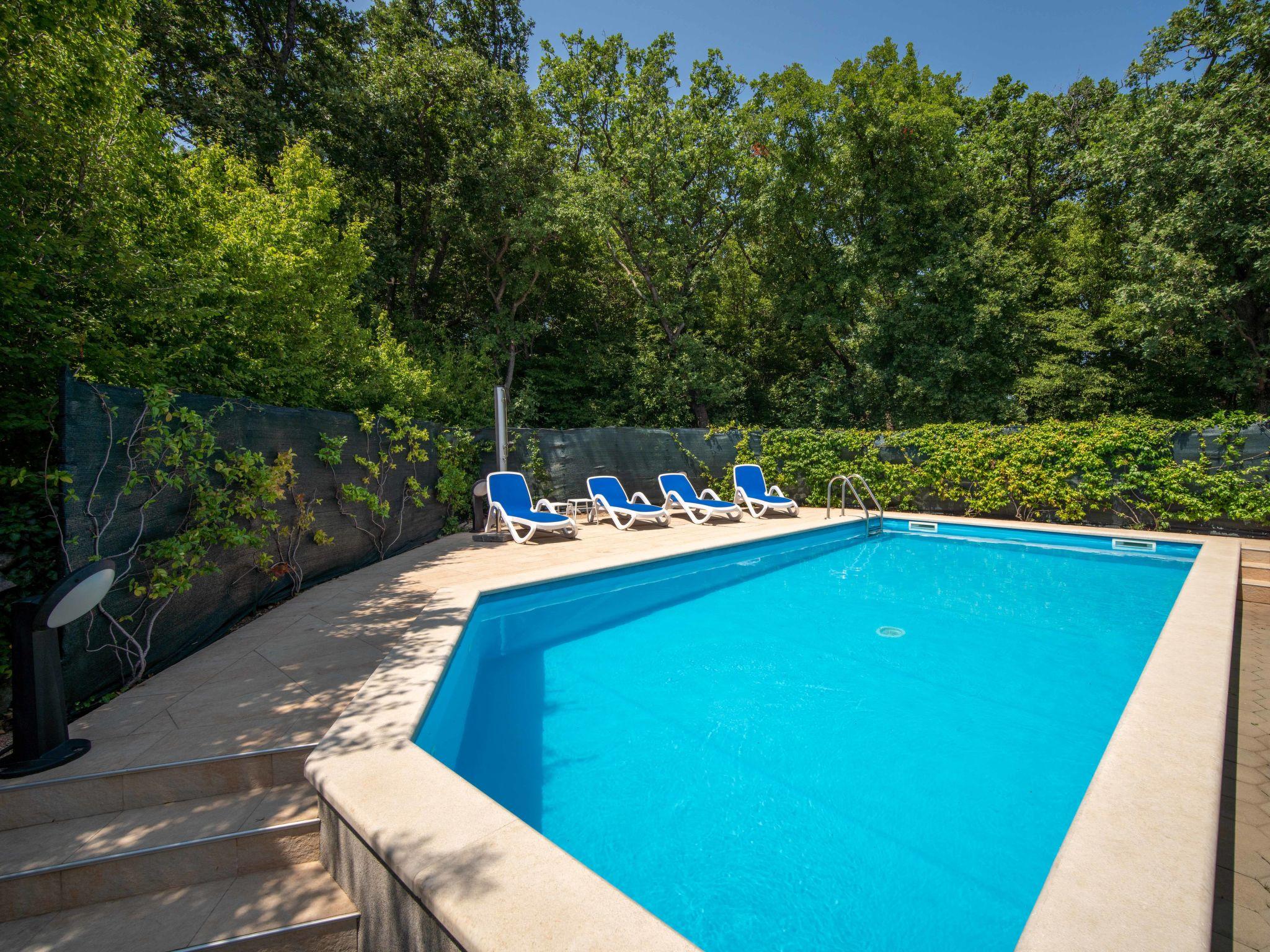 Photo 49 - Maison de 6 chambres à Krk avec piscine privée et jardin