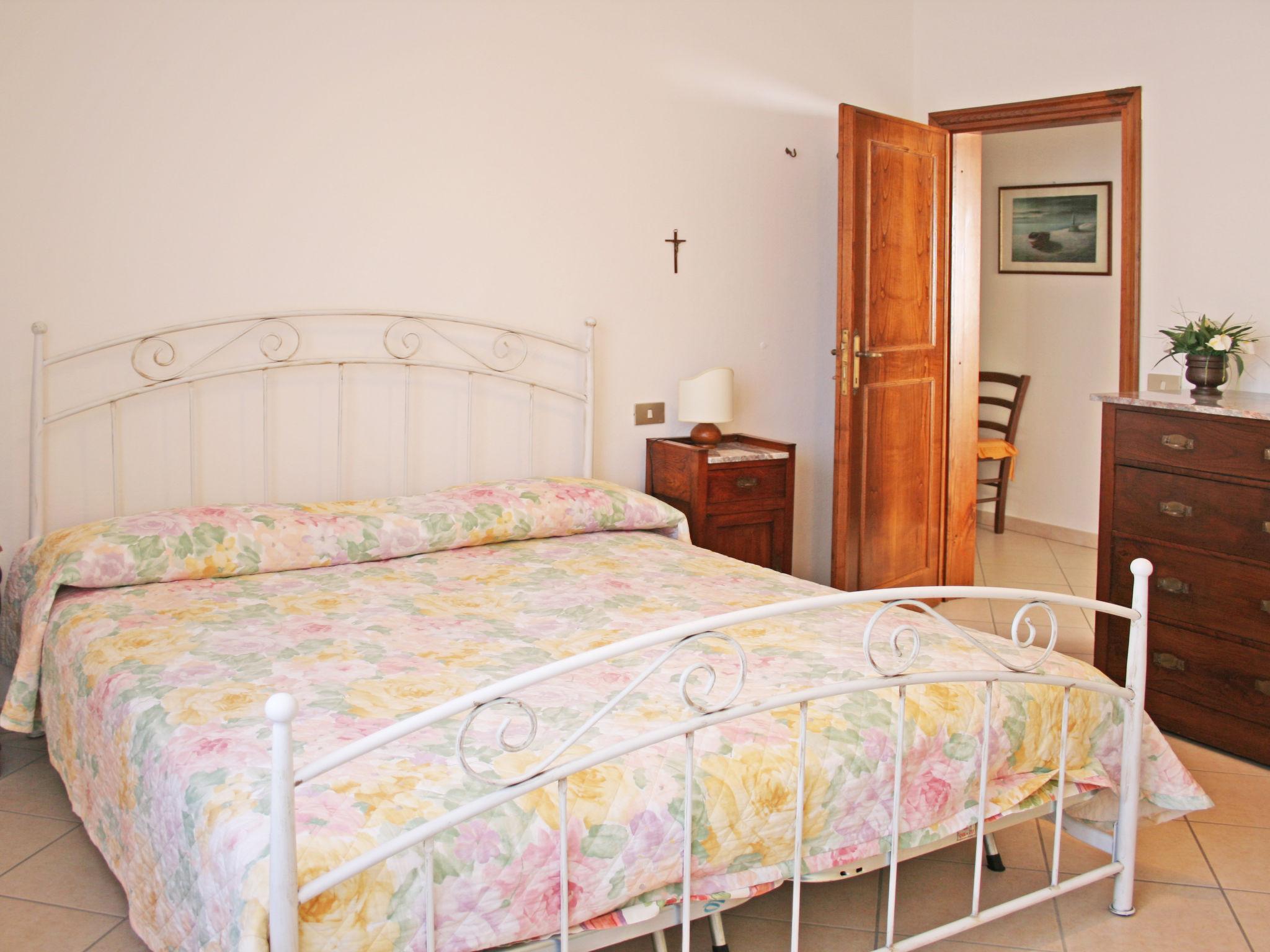Foto 10 - Casa de 4 habitaciones en Forte dei Marmi con jardín y vistas al mar