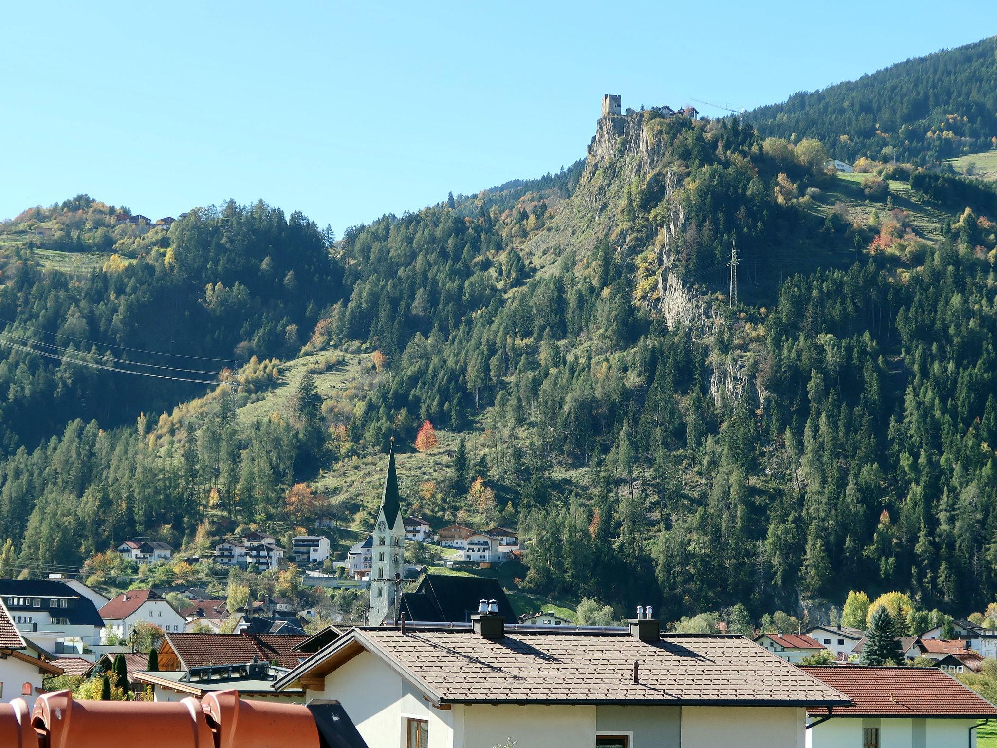 Photo 25 - Appartement de 3 chambres à Prutz avec jardin et vues sur la montagne