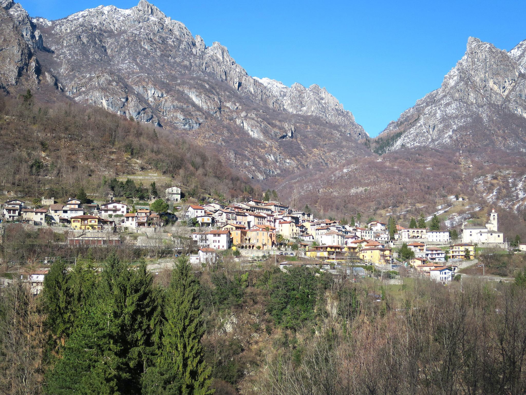 Photo 36 - Maison de 3 chambres à Valsolda avec terrasse et vues sur la montagne