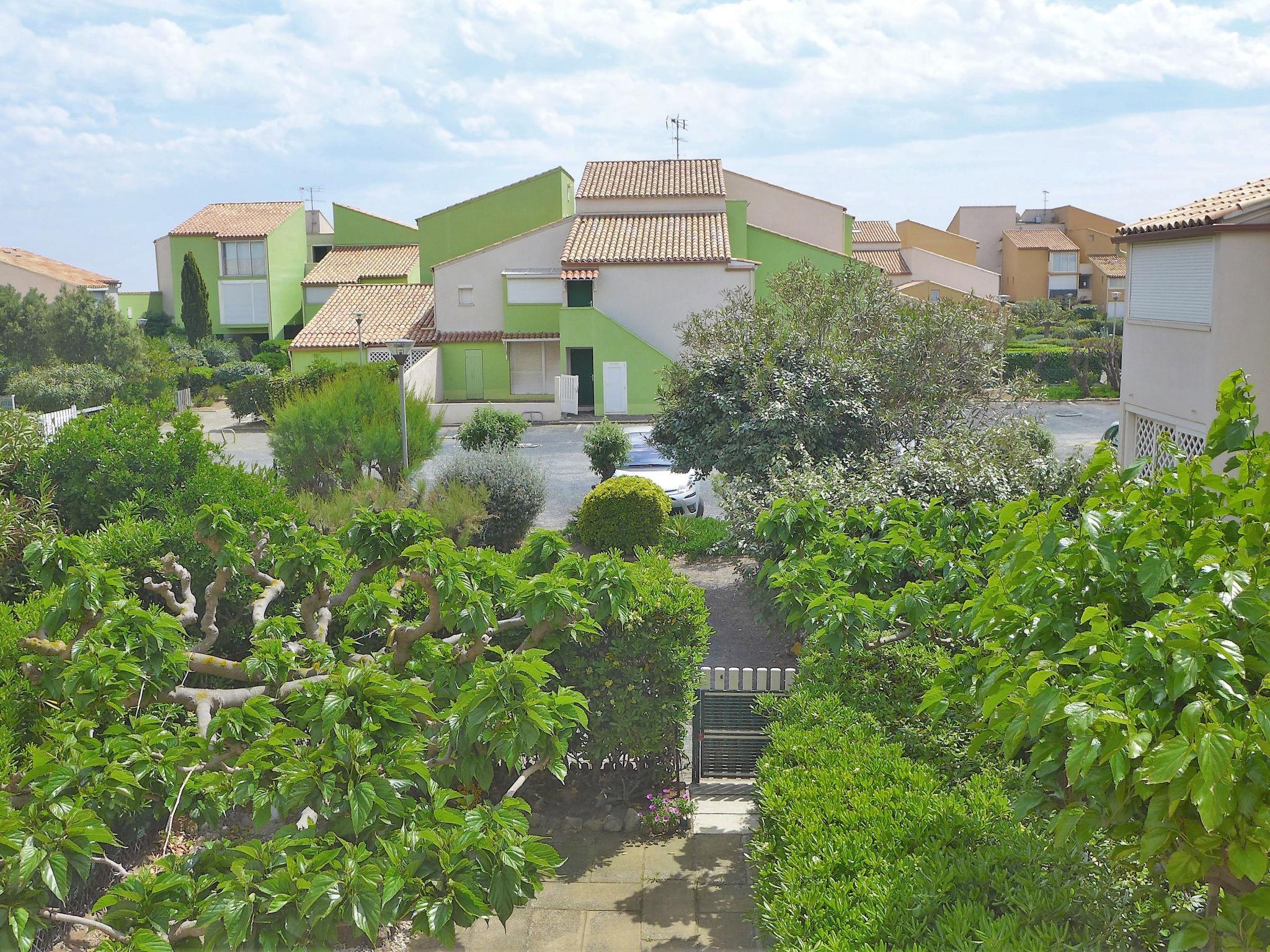 Foto 14 - Apartamento de 2 habitaciones en Narbonne con vistas al mar