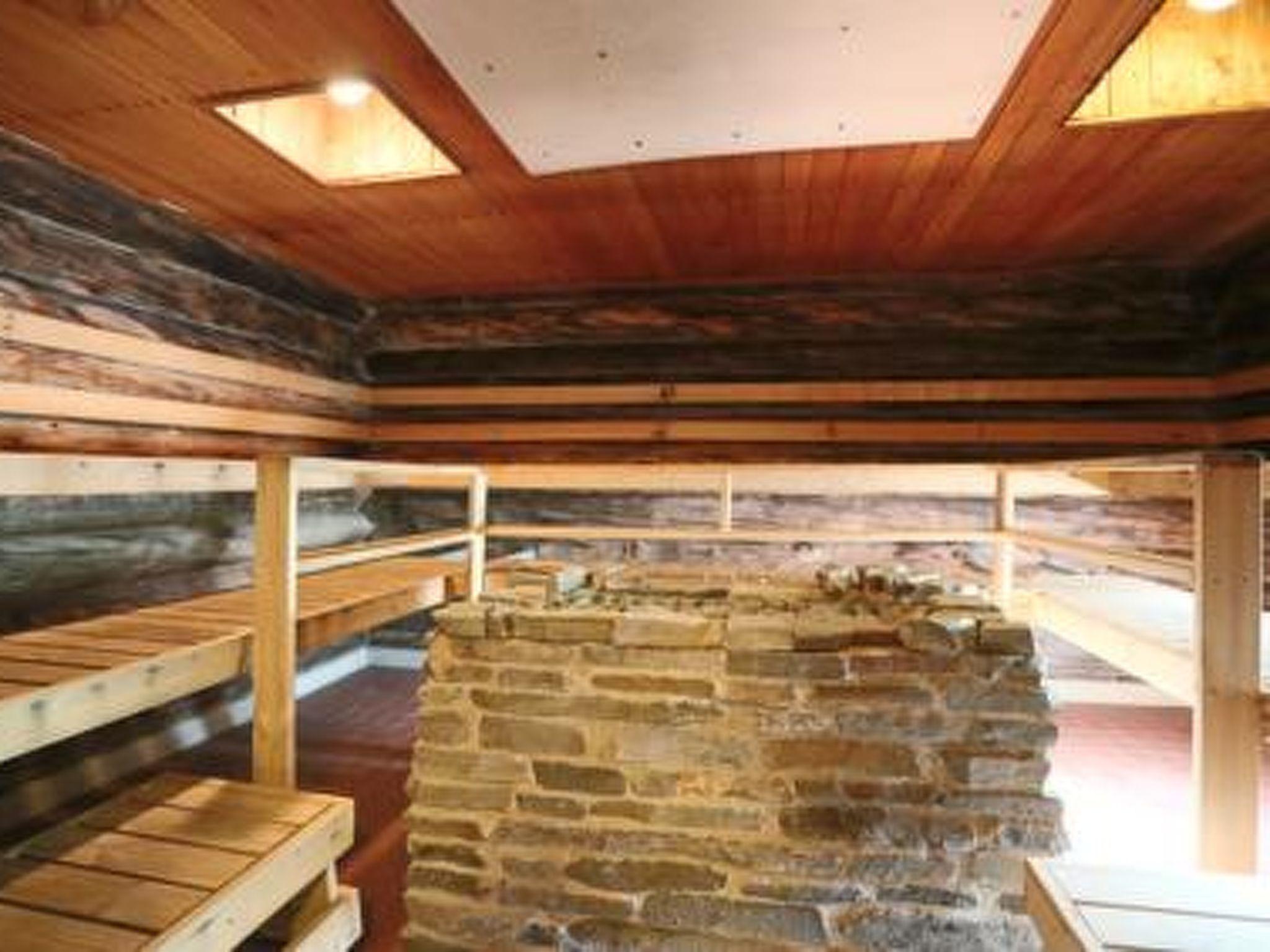 Foto 18 - Casa de 8 habitaciones en Sodankylä con sauna y vistas a la montaña