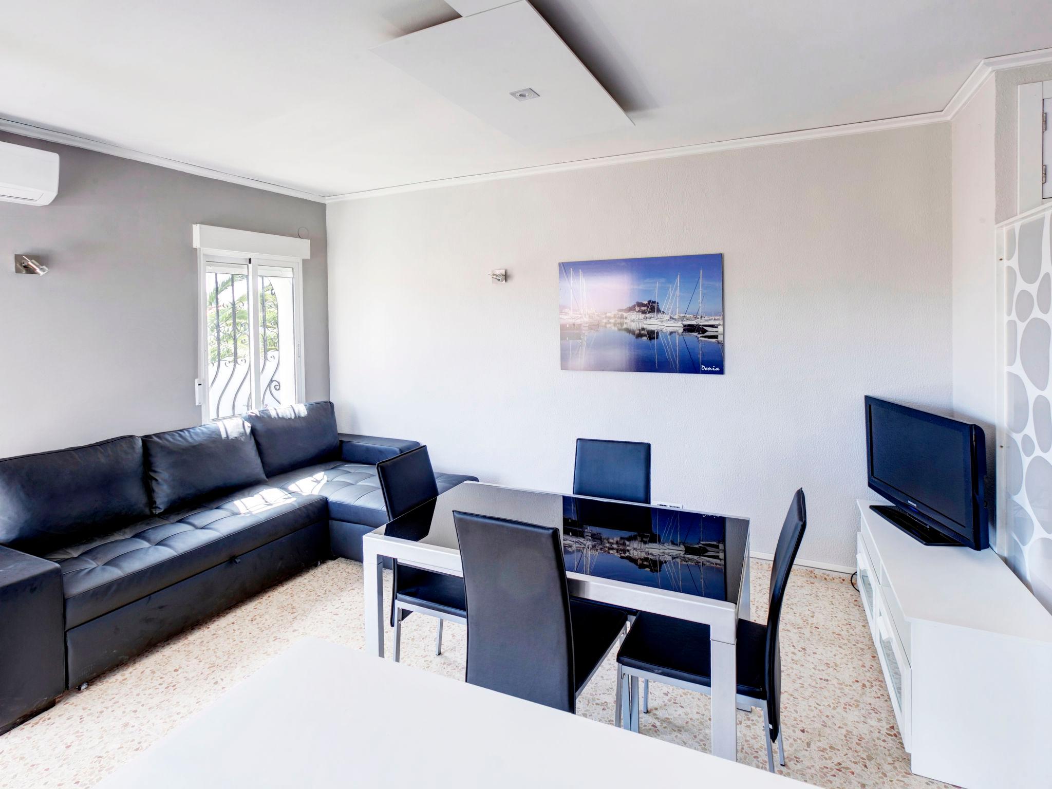 Foto 5 - Apartamento de 1 habitación en Dénia con piscina y vistas al mar