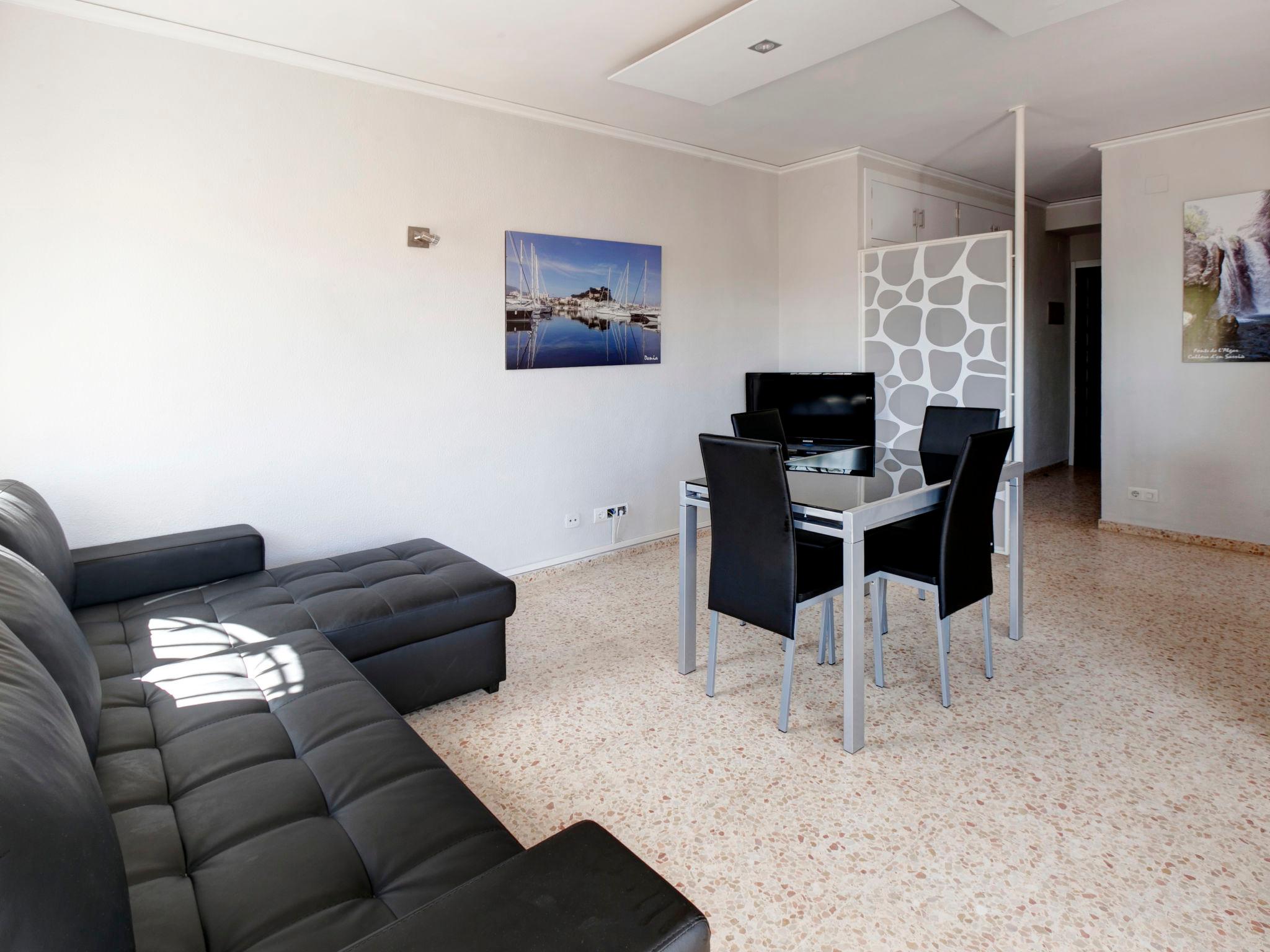 Foto 8 - Appartamento con 1 camera da letto a Dénia con piscina e vista mare