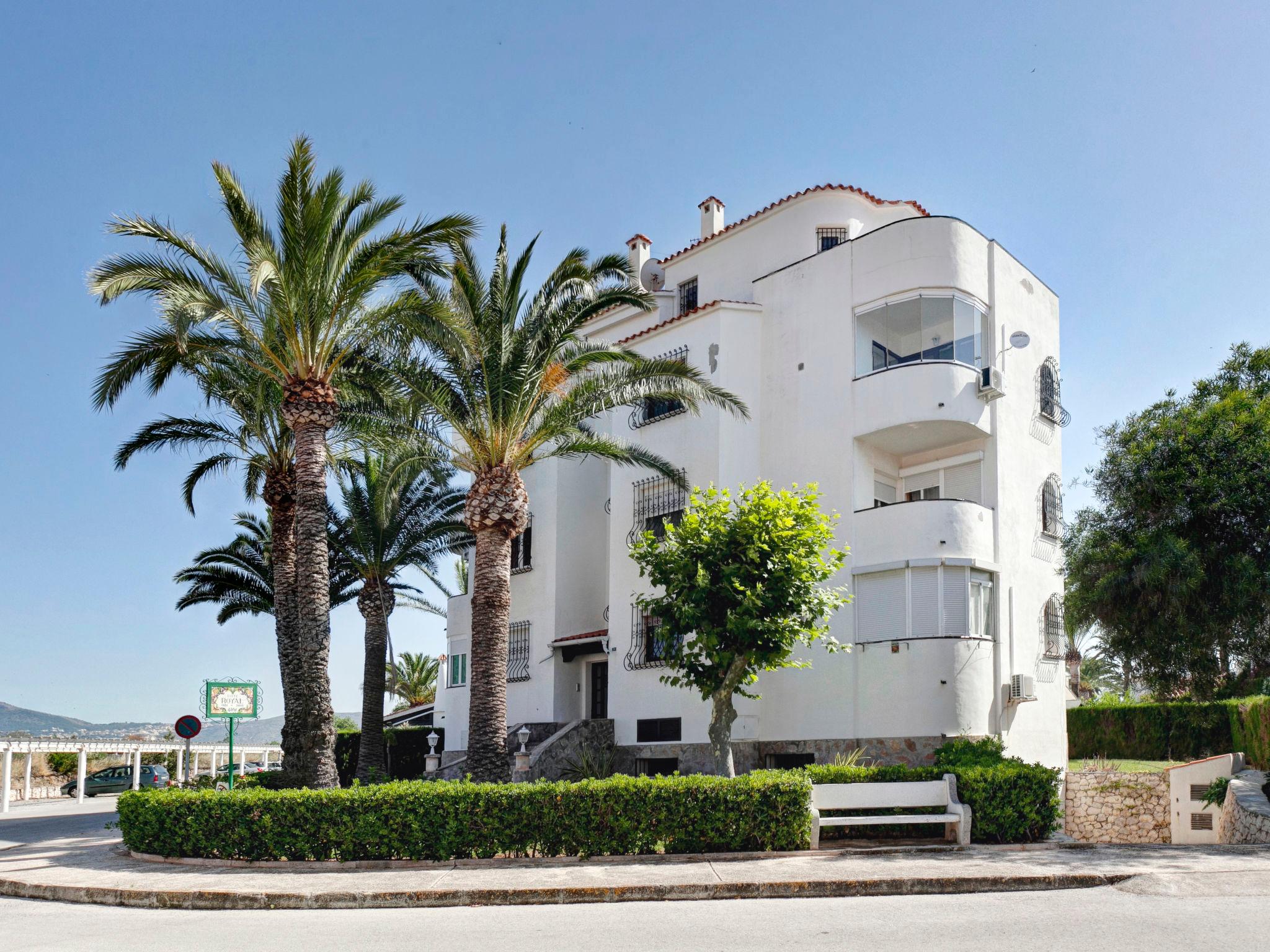 Foto 18 - Apartamento de 1 habitación en Dénia con piscina y vistas al mar