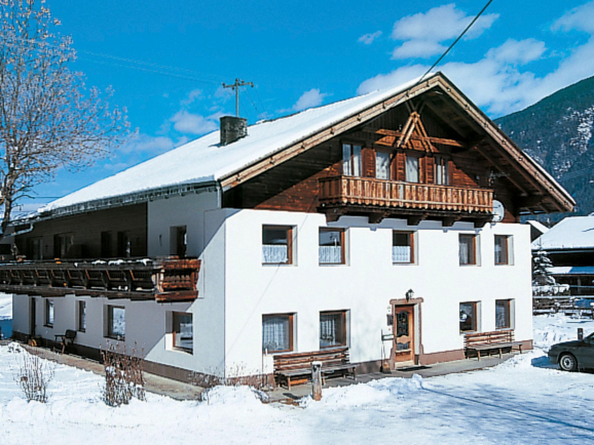 Foto 29 - Apartamento de 4 quartos em Längenfeld com vista para a montanha