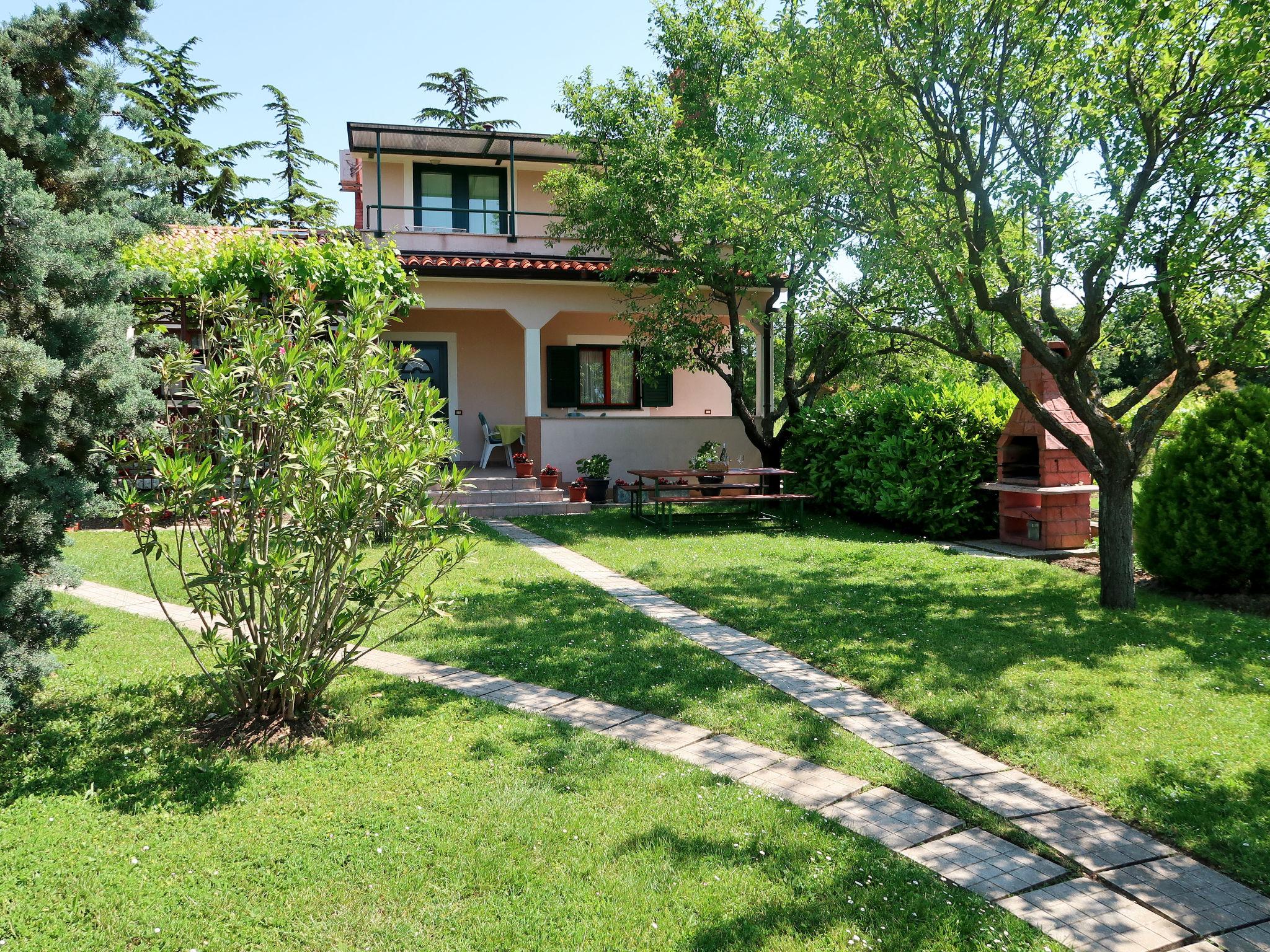 Foto 13 - Casa con 2 camere da letto a Labin con piscina privata e vista mare