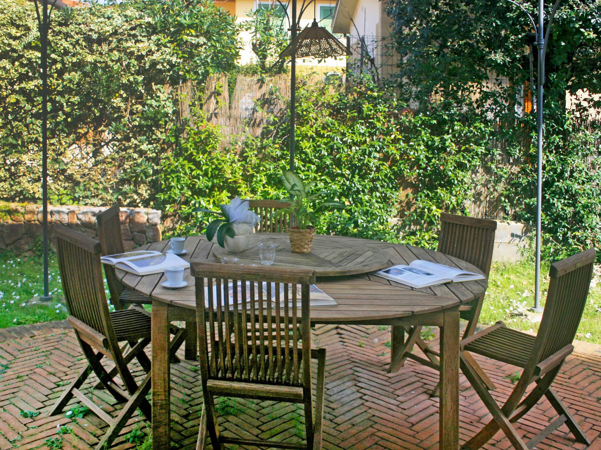 Photo 3 - Maison de 3 chambres à Forte dei Marmi avec jardin