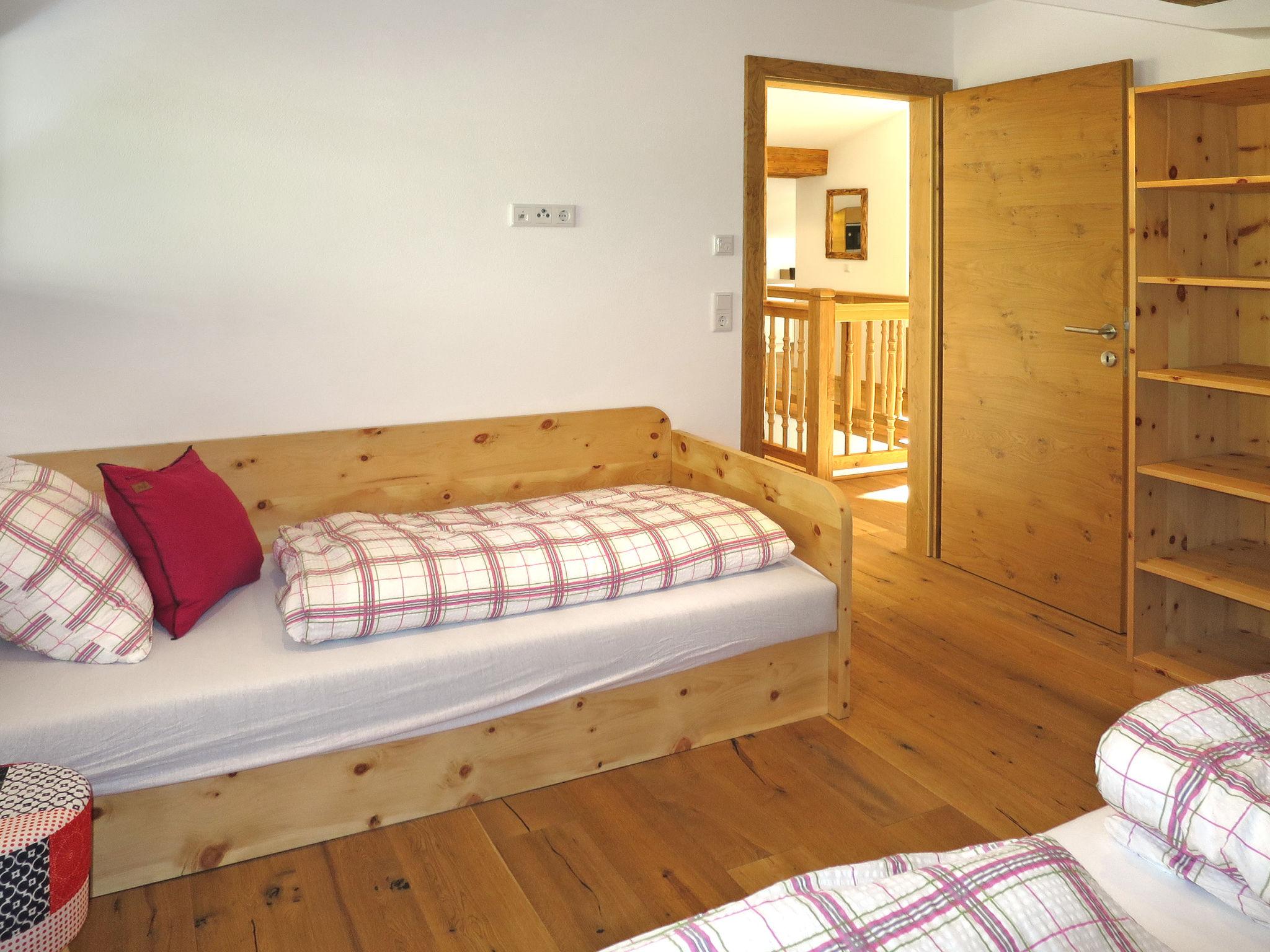 Photo 10 - 3 bedroom Apartment in Bramberg am Wildkogel with mountain view