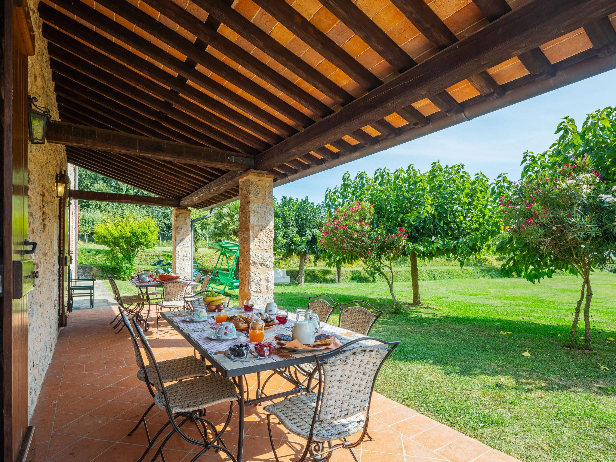 Photo 37 - Maison de 6 chambres à Camaiore avec jardin et terrasse