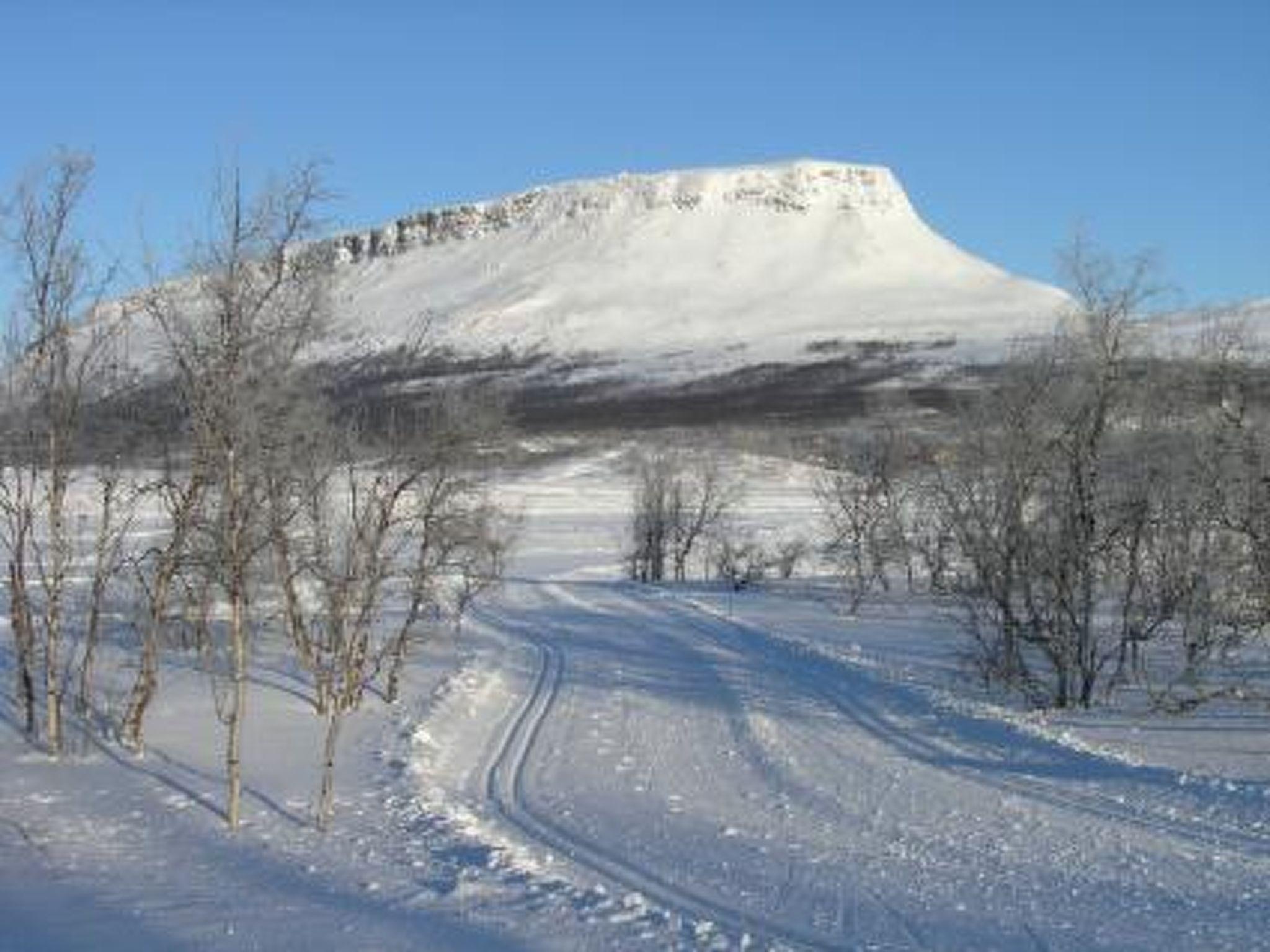 Photo 26 - Maison de 4 chambres à Enontekiö avec sauna et vues sur la montagne