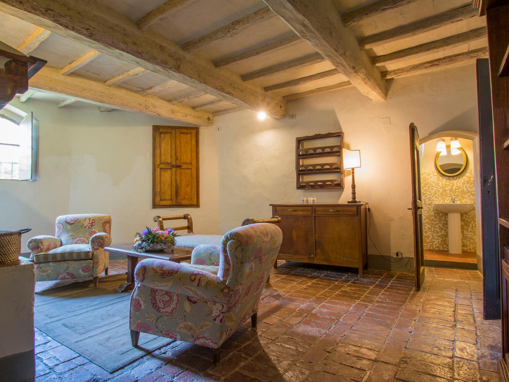 Photo 8 - 6 bedroom House in San Casciano in Val di Pesa with private pool and garden