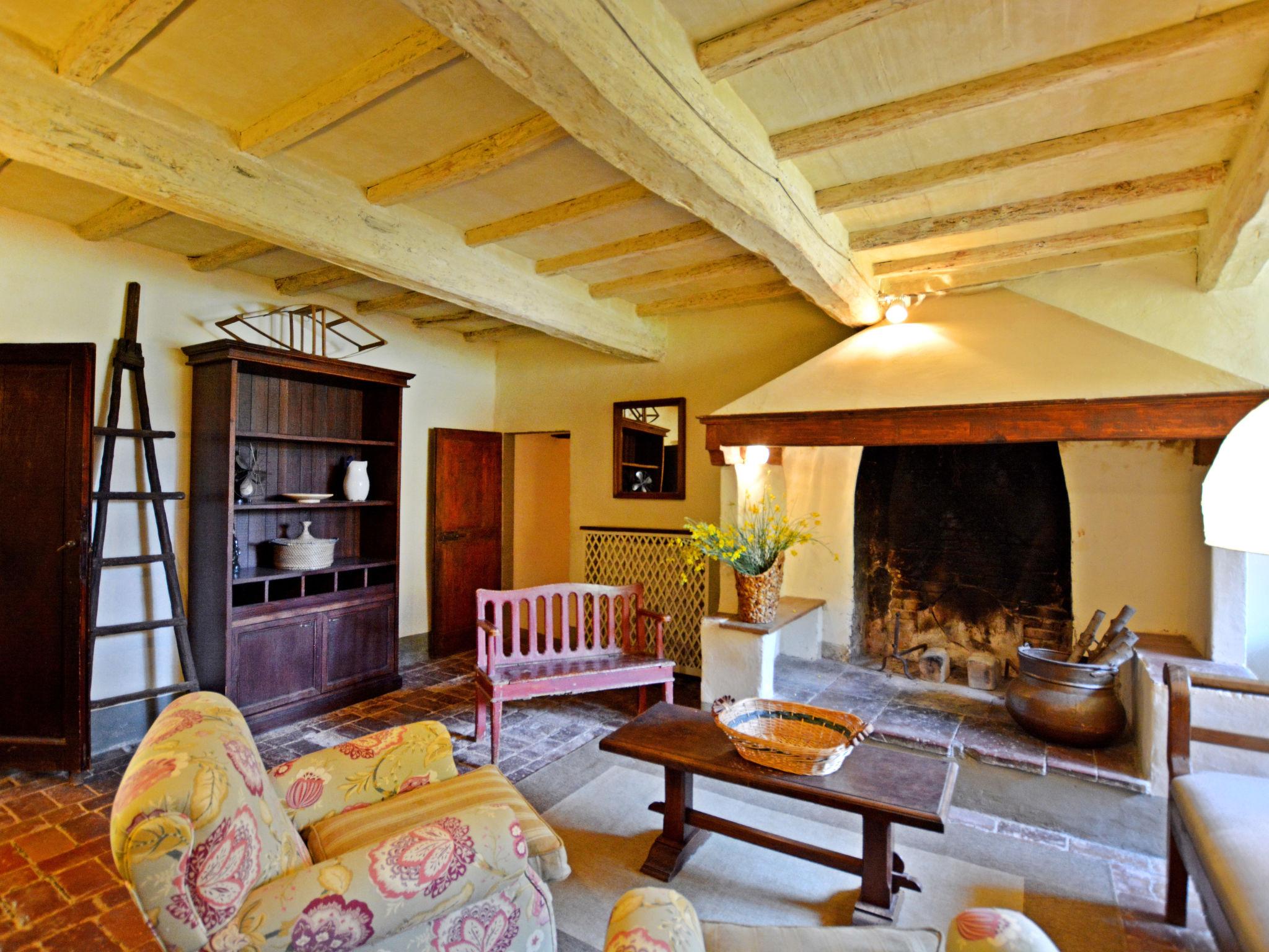 Photo 11 - 6 bedroom House in San Casciano in Val di Pesa with private pool and garden