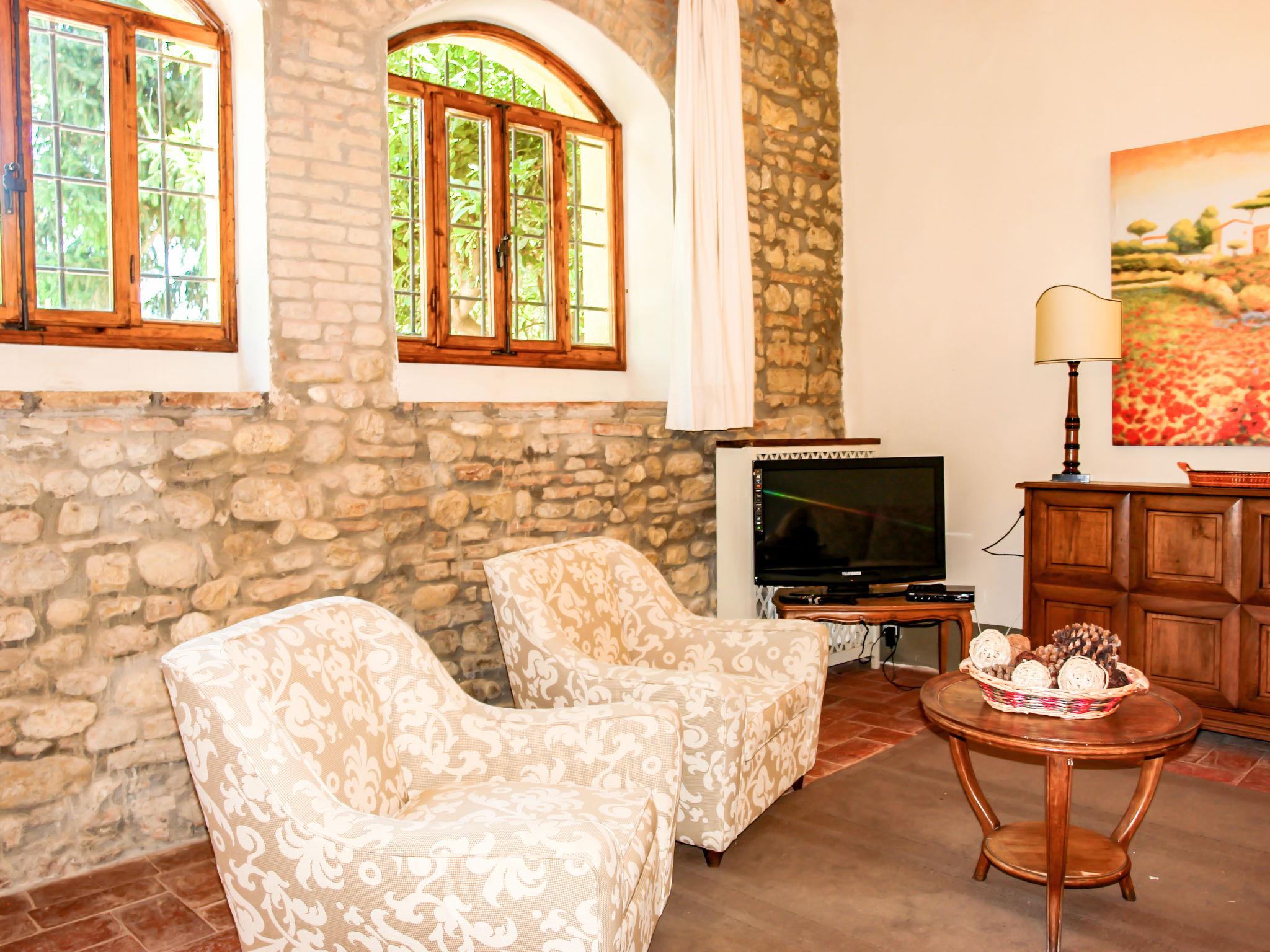Photo 15 - 6 bedroom House in San Casciano in Val di Pesa with private pool and garden