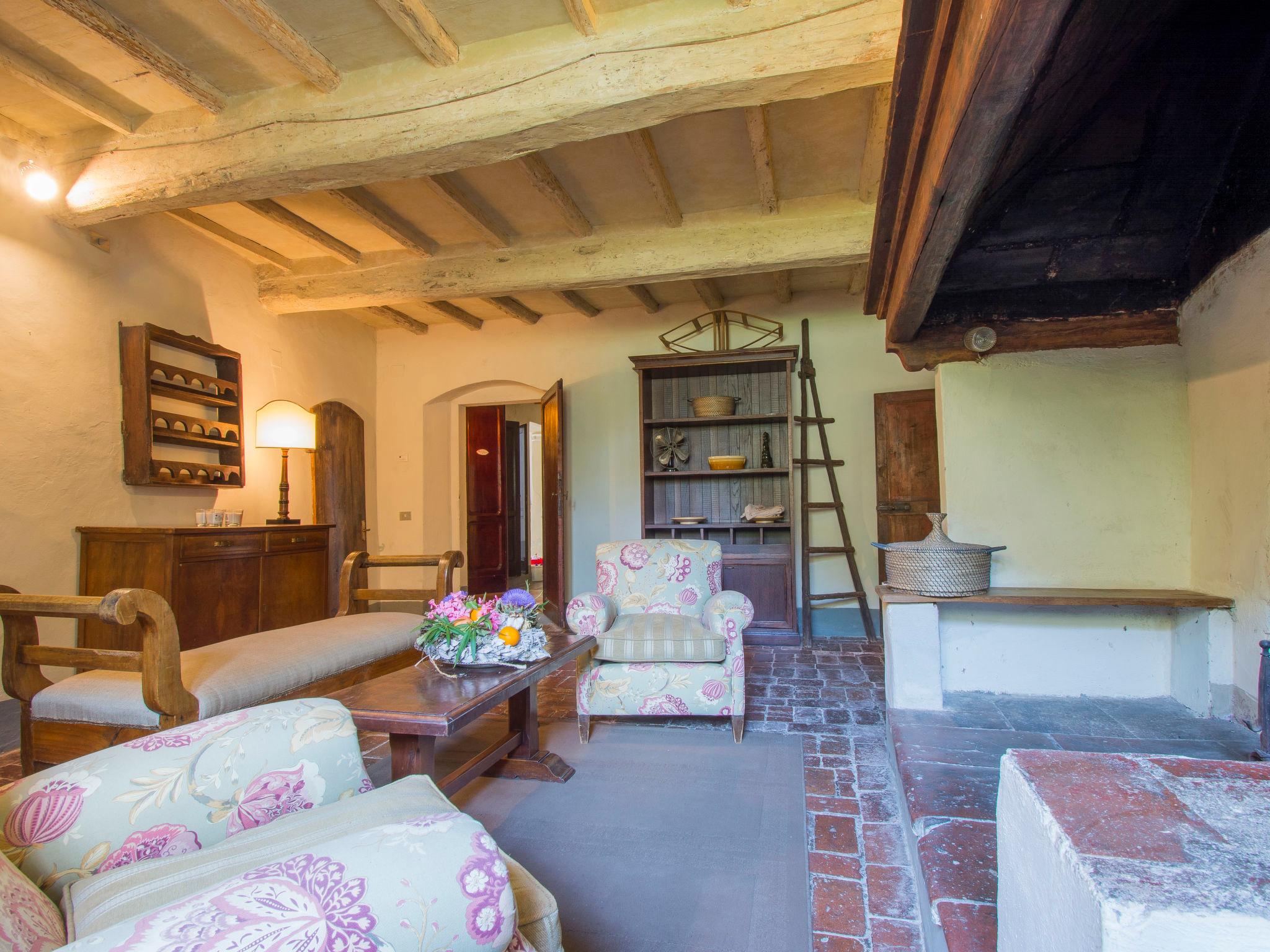 Photo 4 - 6 bedroom House in San Casciano in Val di Pesa with private pool and garden