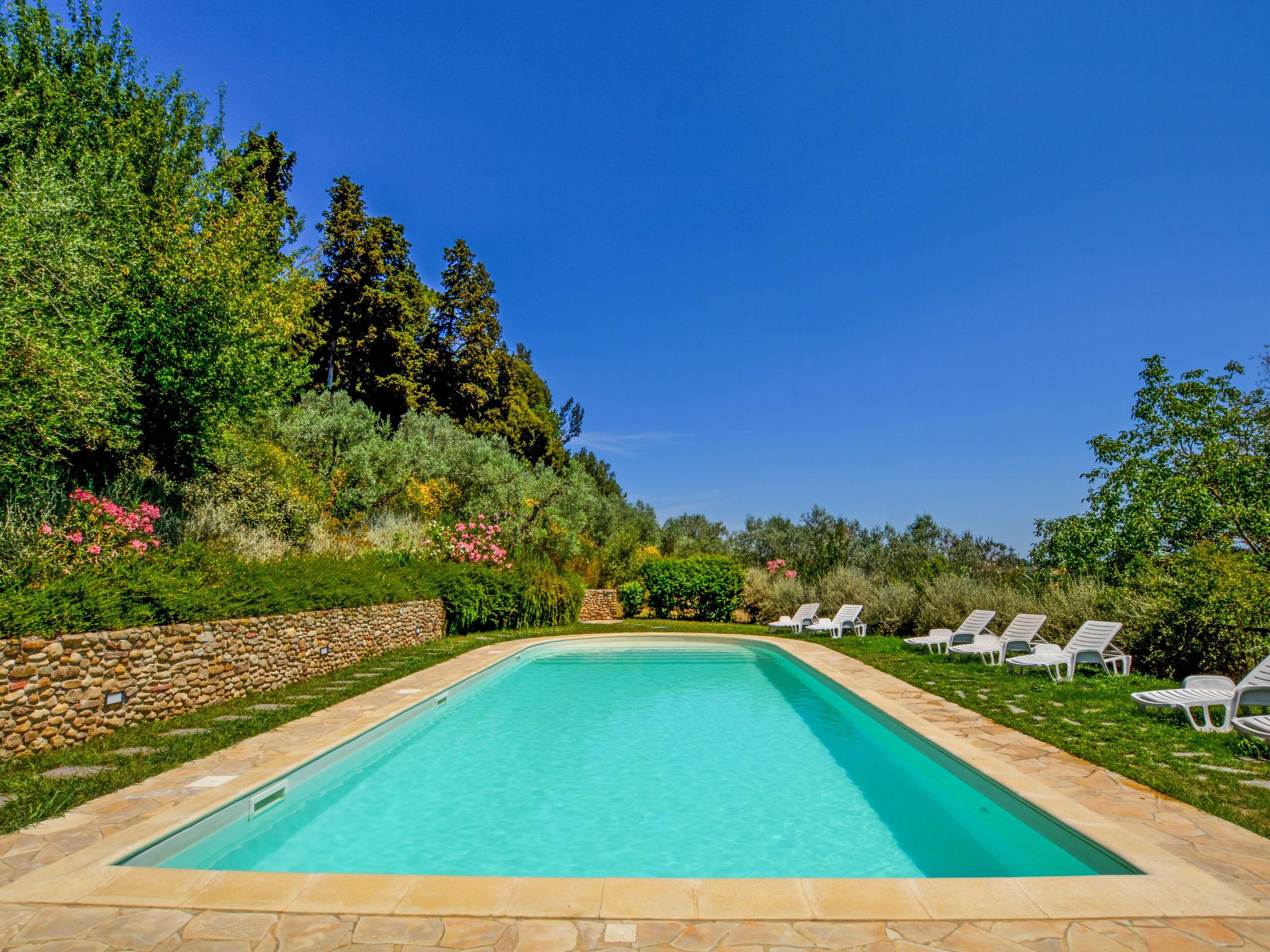 Foto 35 - Casa con 6 camere da letto a San Casciano in Val di Pesa con piscina privata e giardino