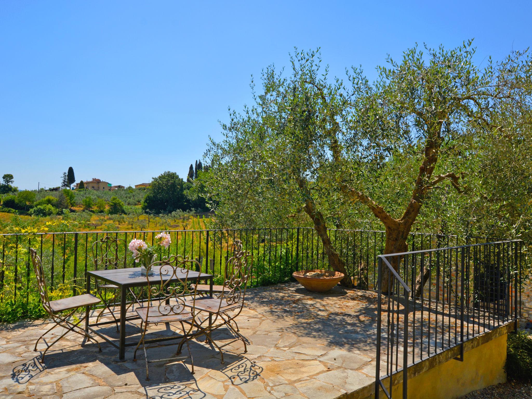 Foto 32 - Casa de 6 habitaciones en San Casciano in Val di Pesa con piscina privada y jardín