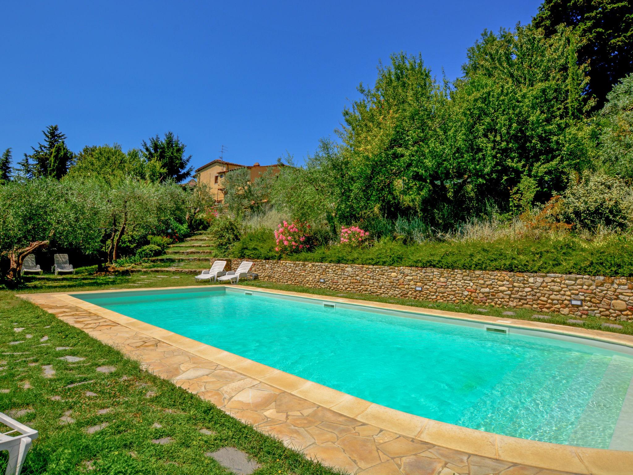 Foto 1 - Haus mit 6 Schlafzimmern in San Casciano in Val di Pesa mit privater pool und garten