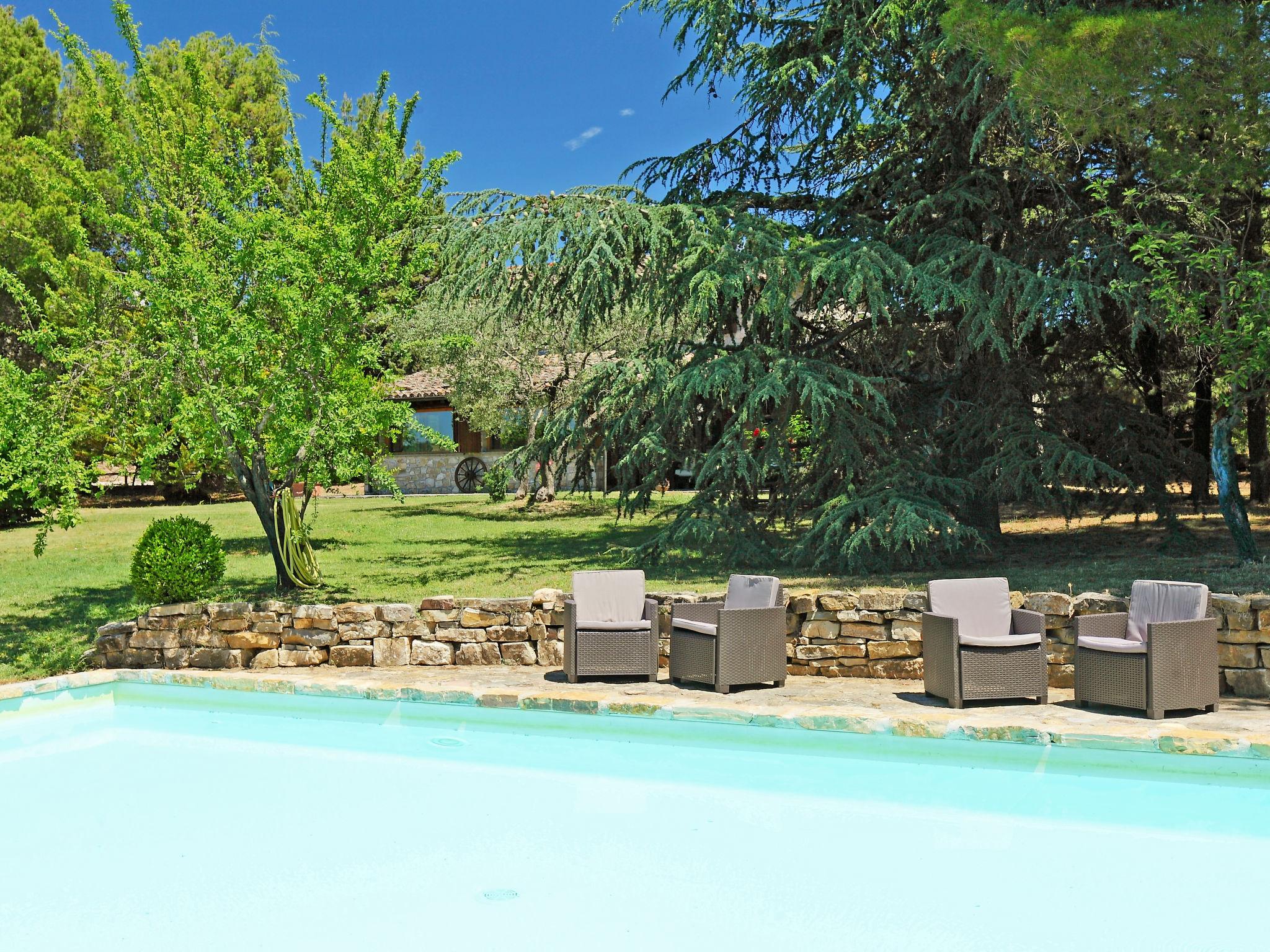 Foto 27 - Casa con 6 camere da letto a Parrano con piscina privata e giardino