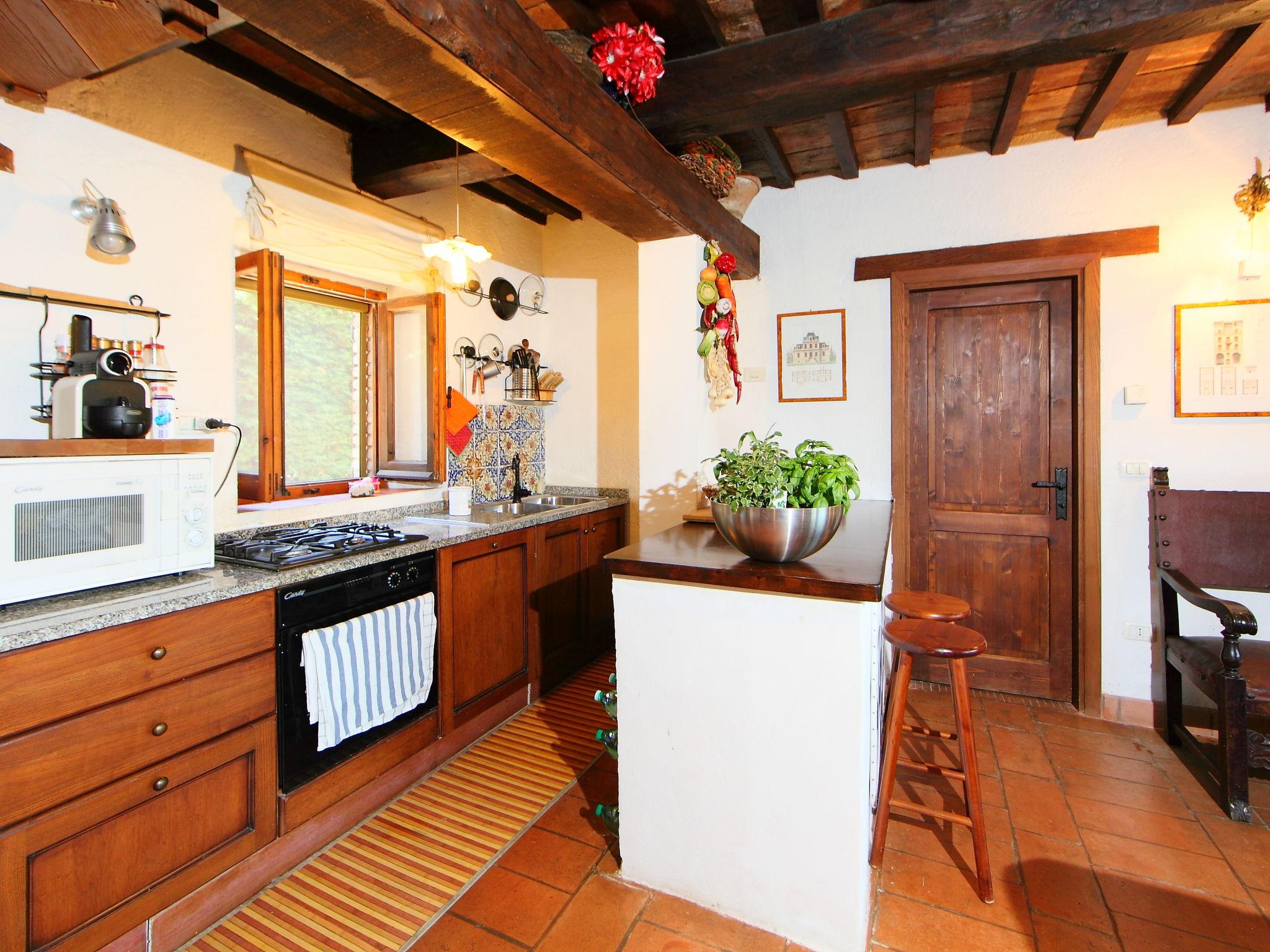 Photo 9 - 6 bedroom House in Parrano with private pool and garden