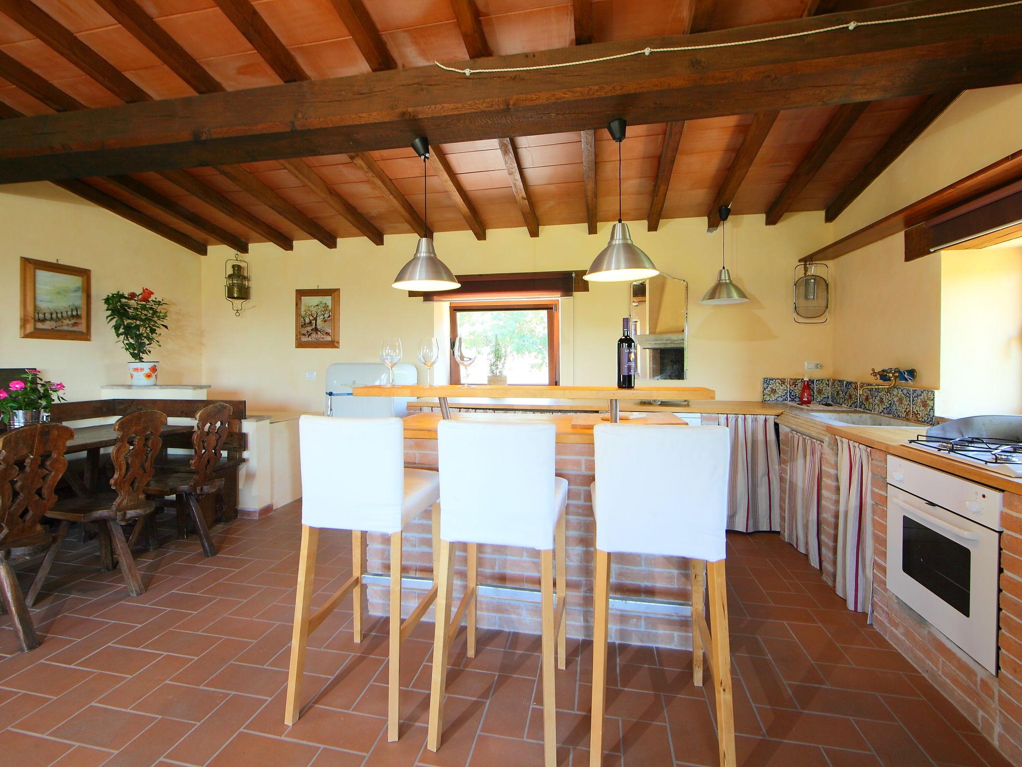 Photo 20 - 6 bedroom House in Parrano with private pool and garden