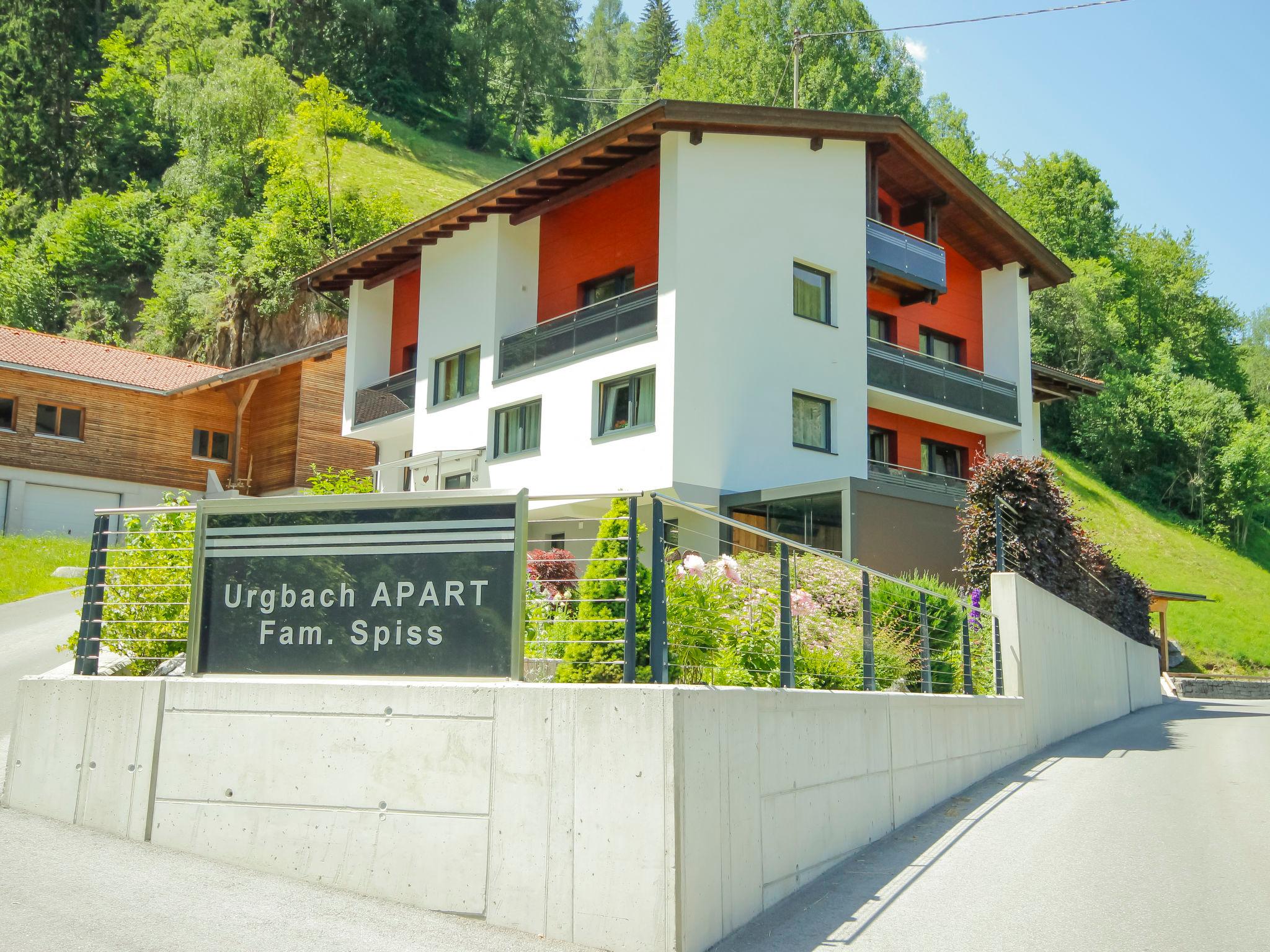 Foto 13 - Appartamento a Fließ con giardino e vista sulle montagne
