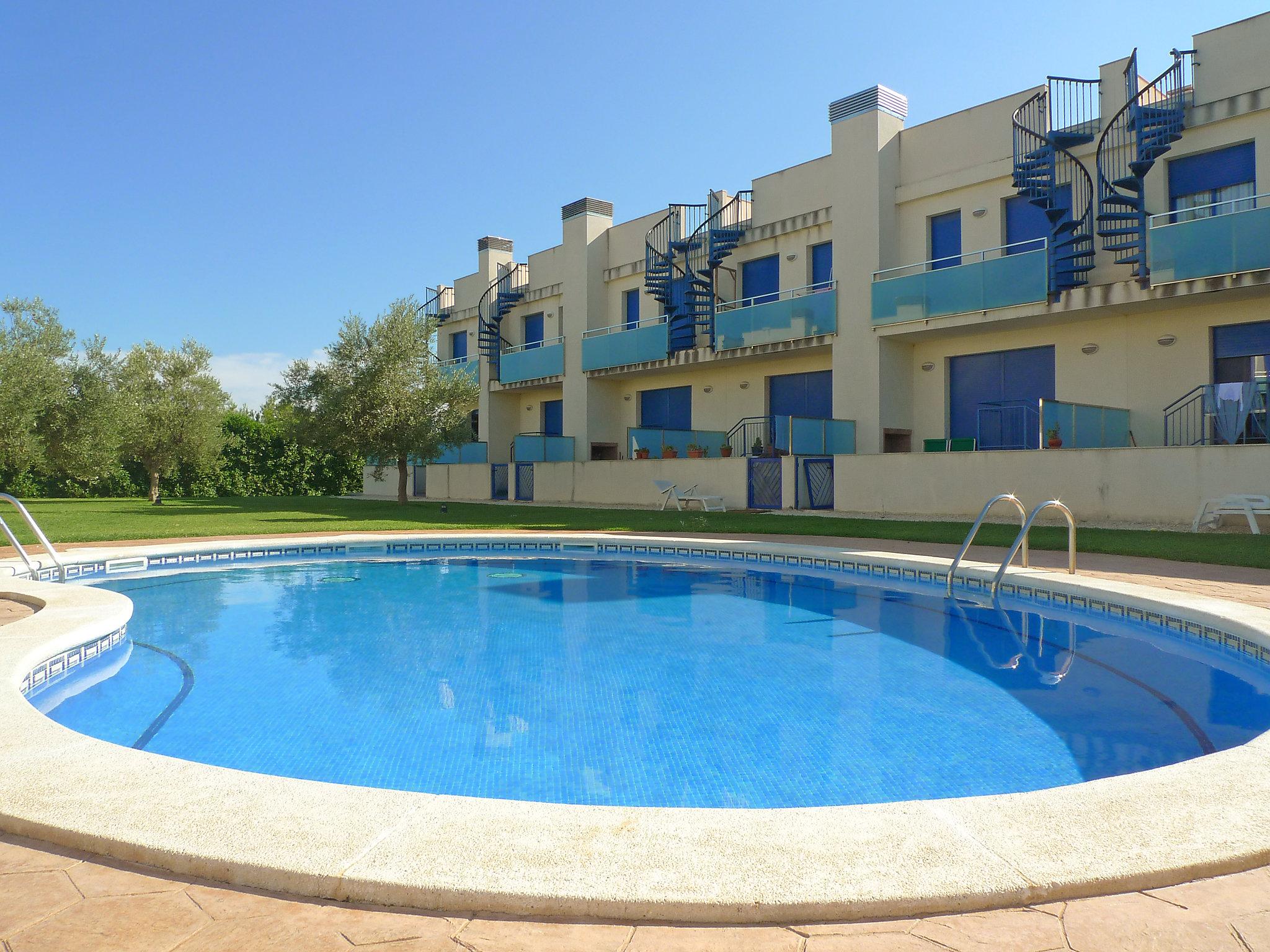Foto 1 - Casa de 4 habitaciones en l'Ampolla con piscina y vistas al mar