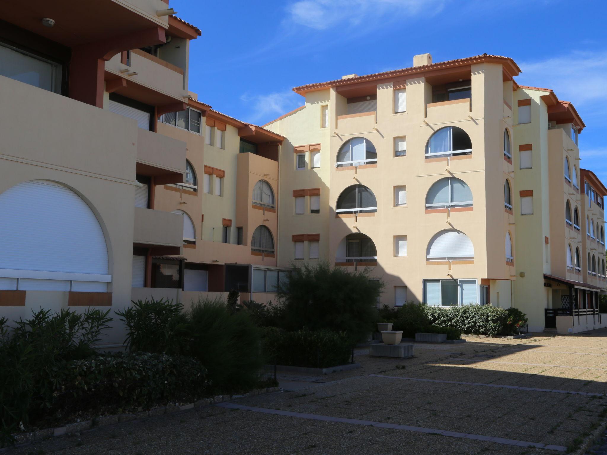 Foto 11 - Apartamento de 1 habitación en Leucate con vistas al mar