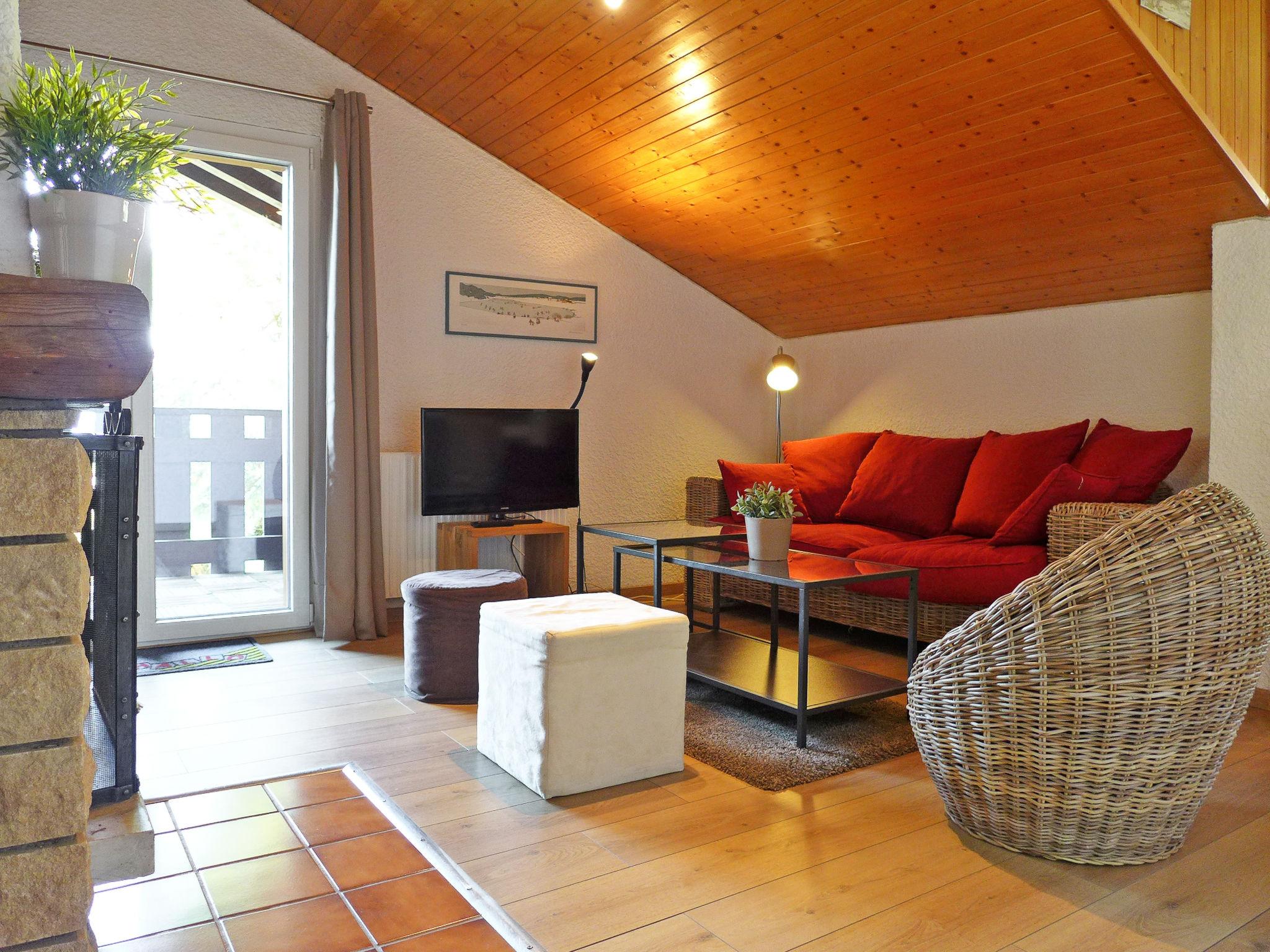 Foto 2 - Apartamento de 1 habitación en Ollon con piscina y vistas a la montaña