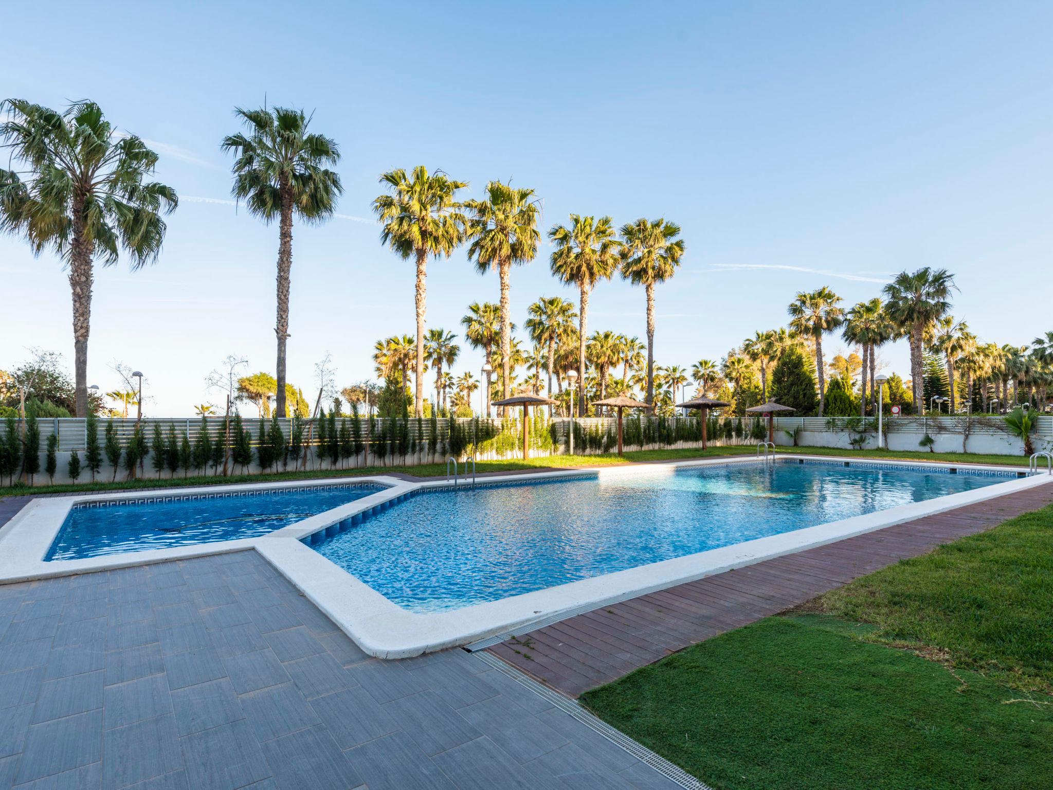 Foto 5 - Appartamento con 2 camere da letto a Oropesa del Mar con piscina e giardino