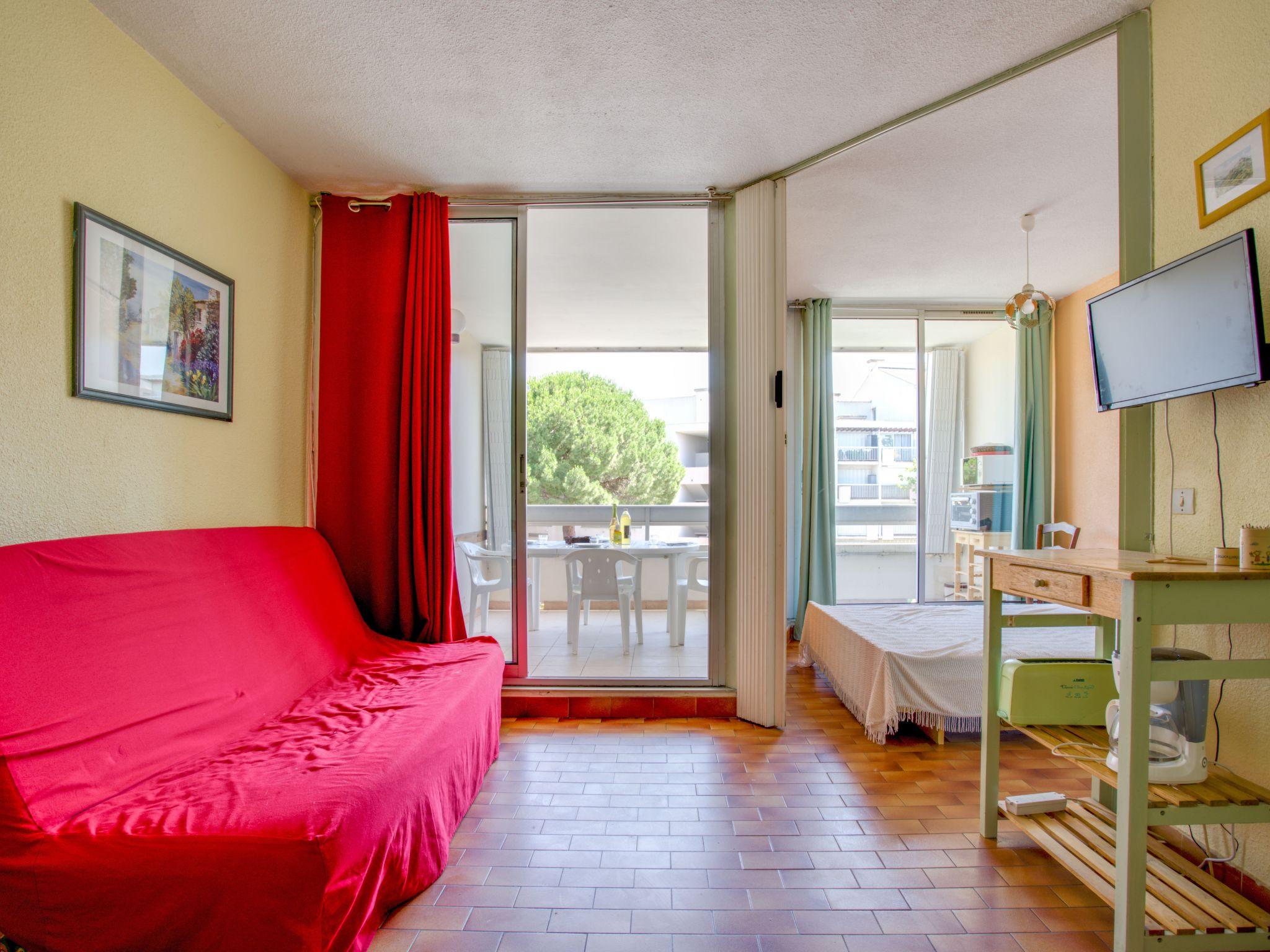 Foto 2 - Apartment mit 2 Schlafzimmern in Le Grau-du-Roi mit blick aufs meer