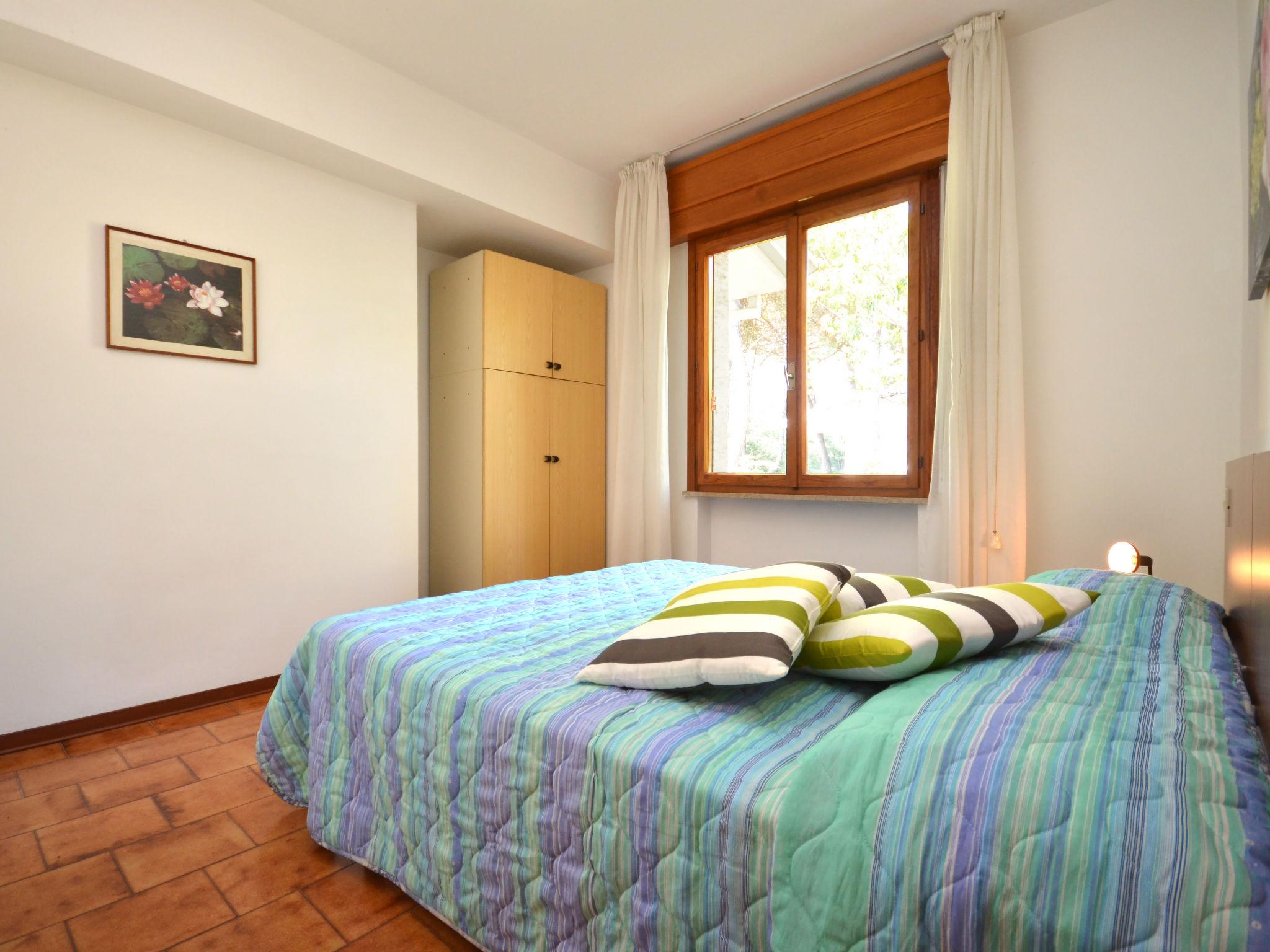 Photo 7 - Maison de 3 chambres à Lignano Sabbiadoro avec terrasse