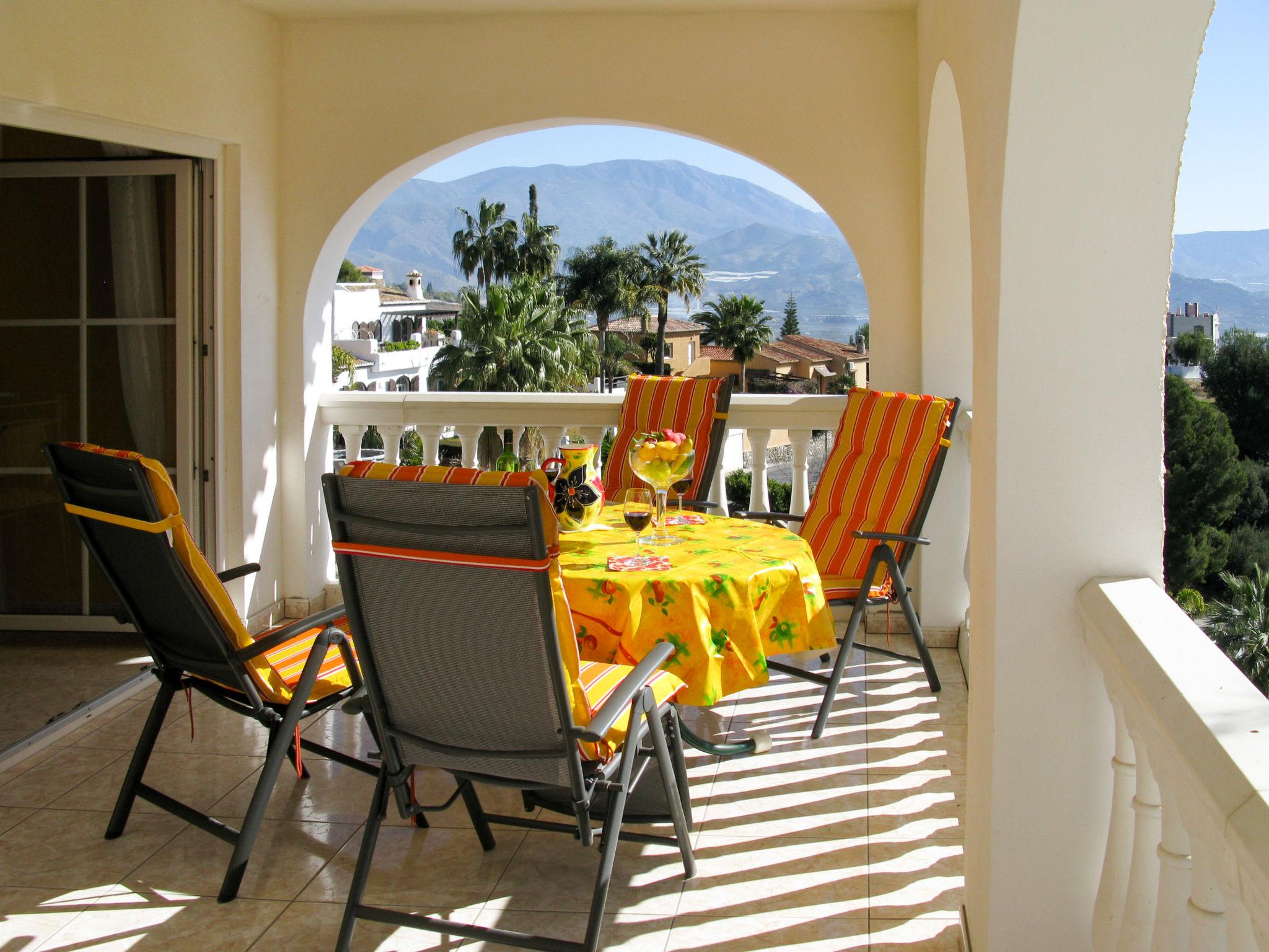 Photo 16 - 2 bedroom Apartment in Salobreña with swimming pool and sea view